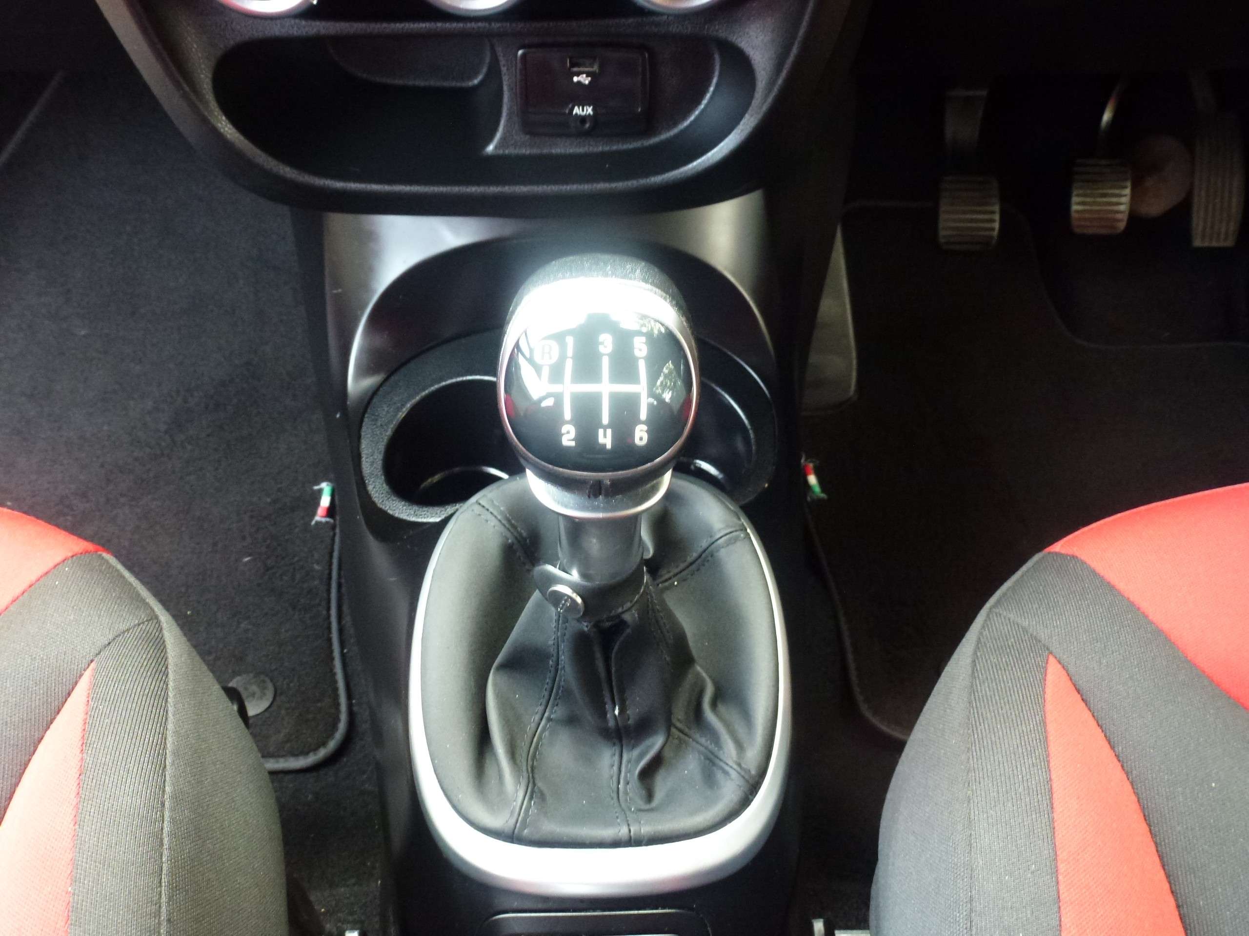2014 FIAT 500L 2014 FIAT 500L