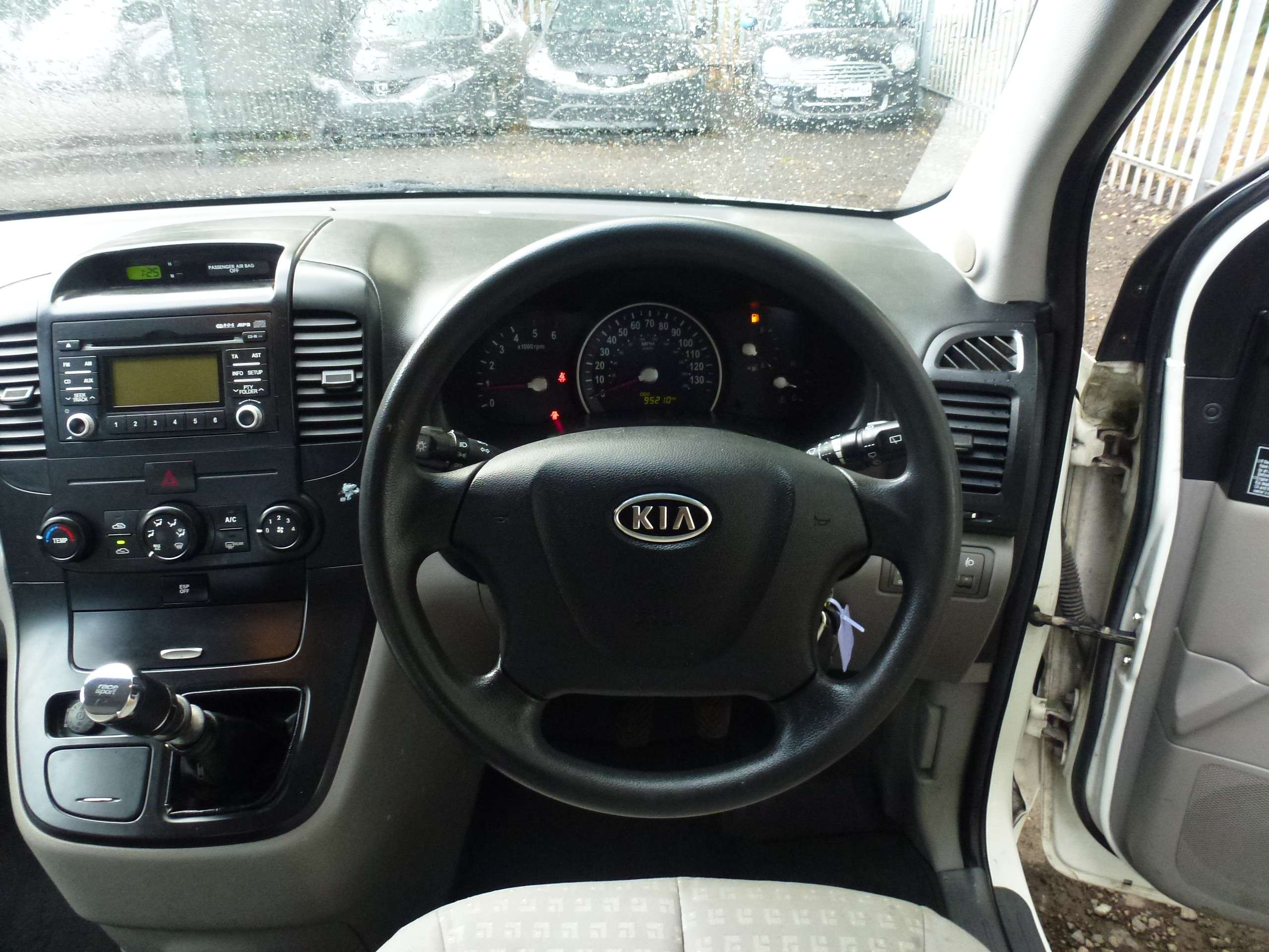 2011 KIA SEDONA 2011 KIA SEDONA