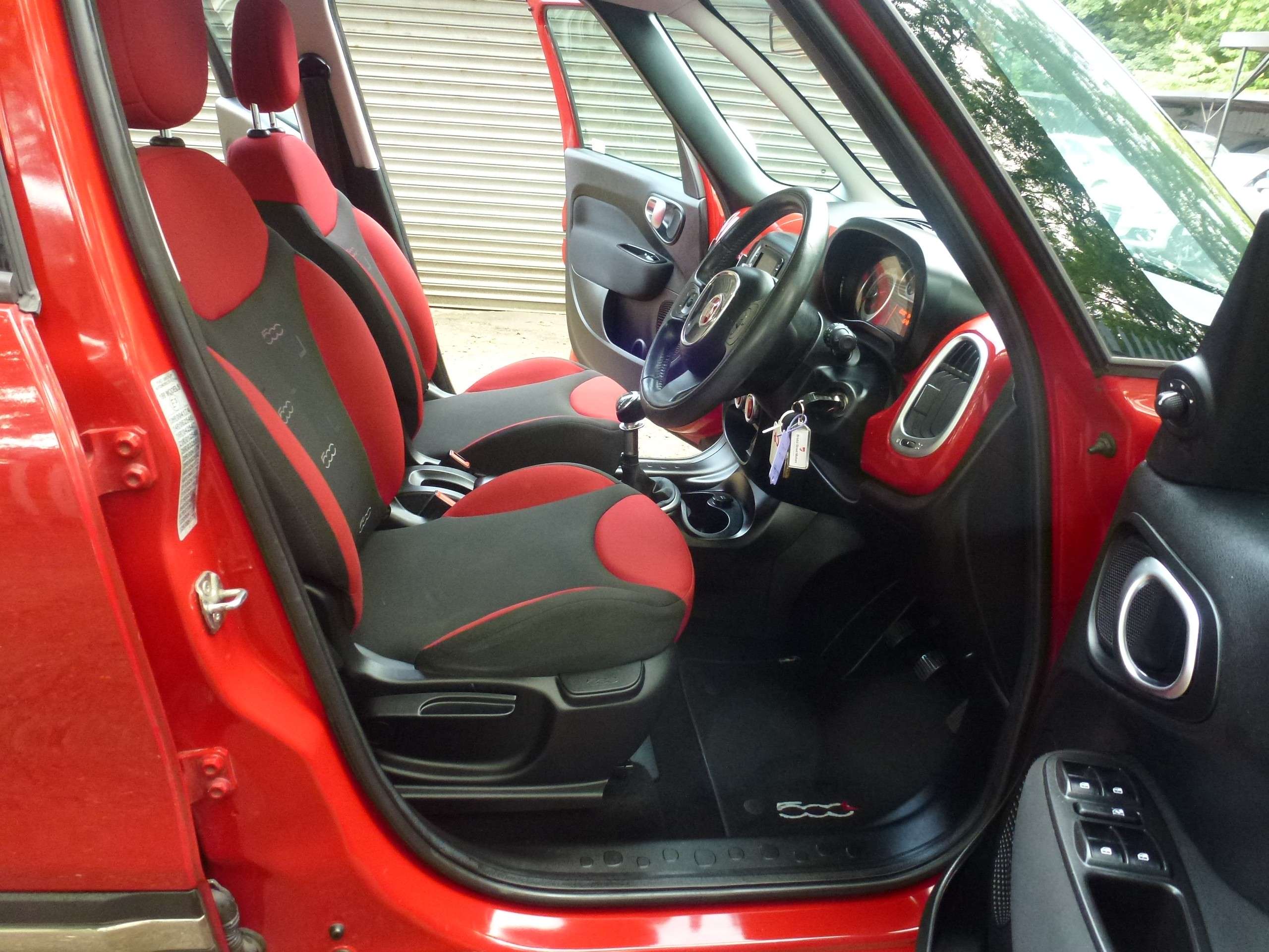 2014 FIAT 500L 2014 FIAT 500L