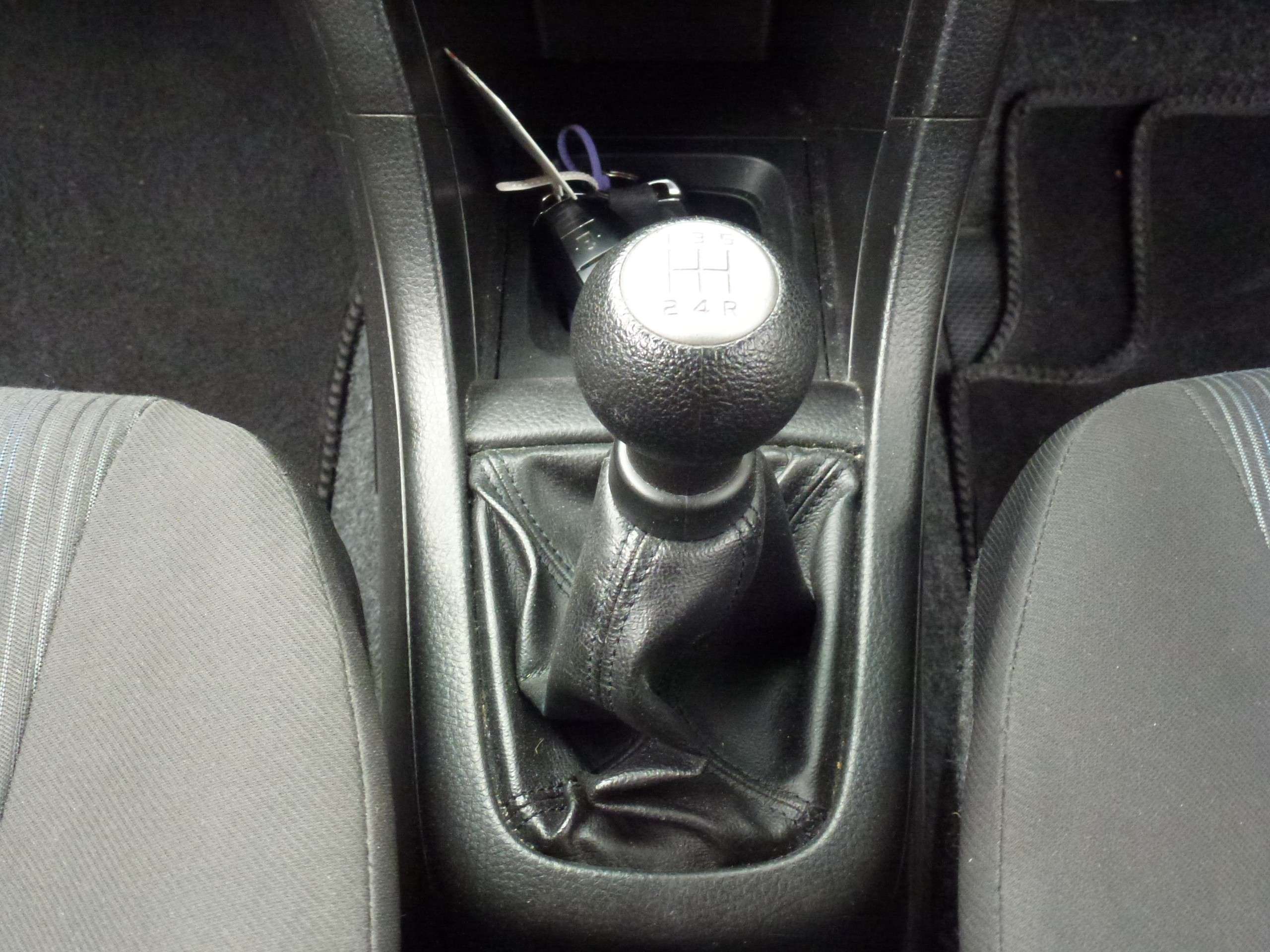 2015 SUZUKI SWIFT 2015 SUZUKI SWIFT