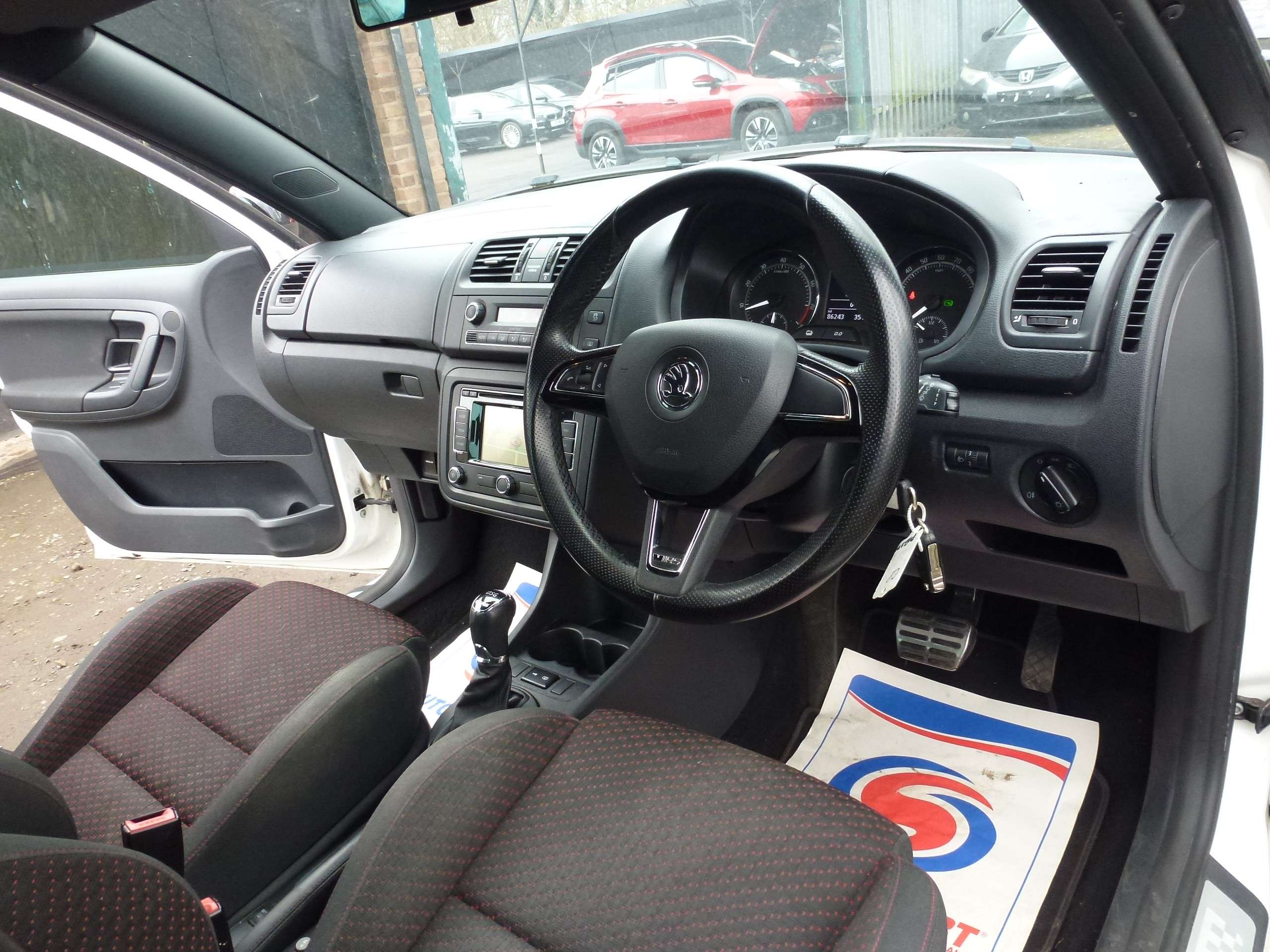 2014 SKODA FABIA 2014 SKODA FABIA