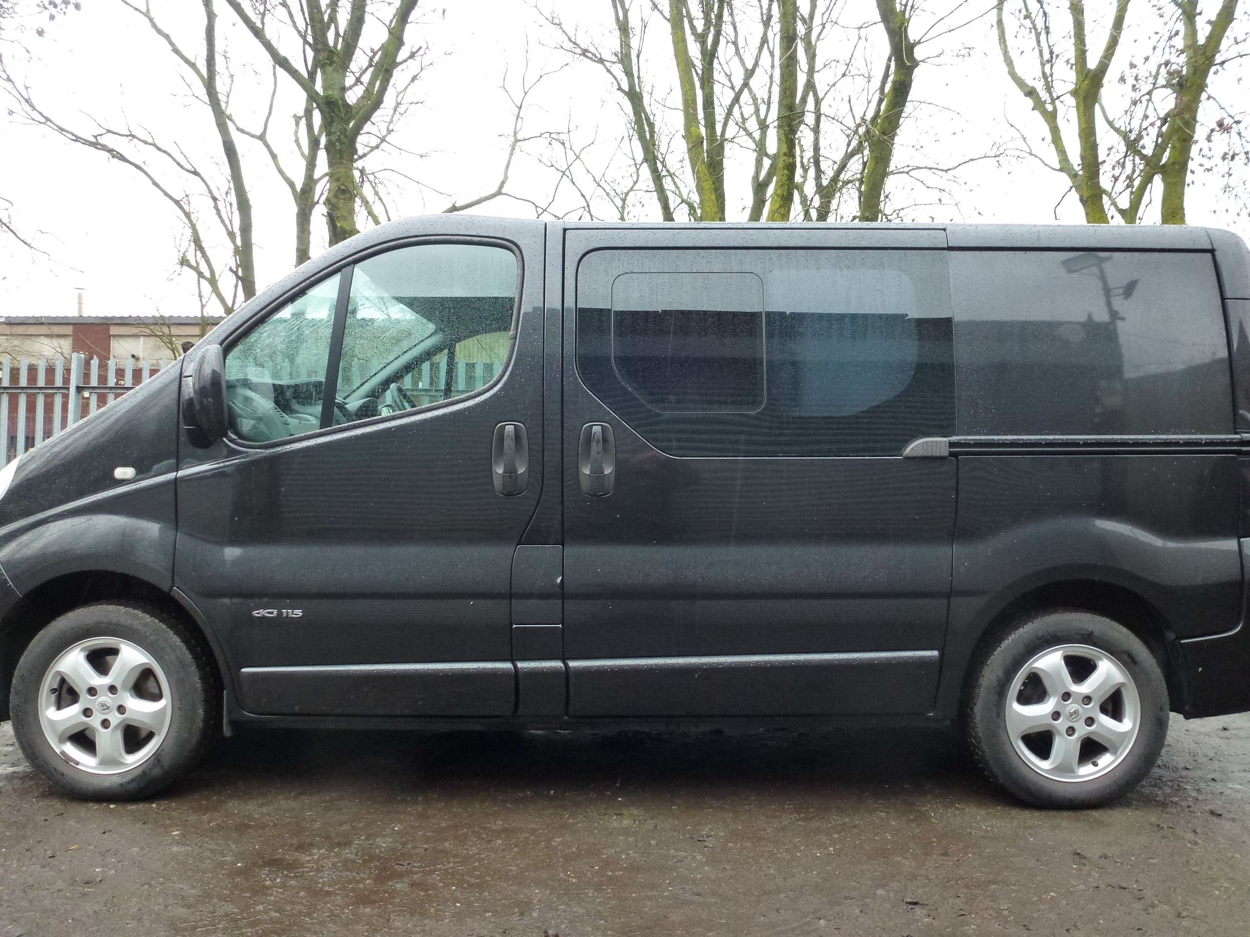 2011 RENAULT TRAFIC 2011 RENAULT TRAFIC