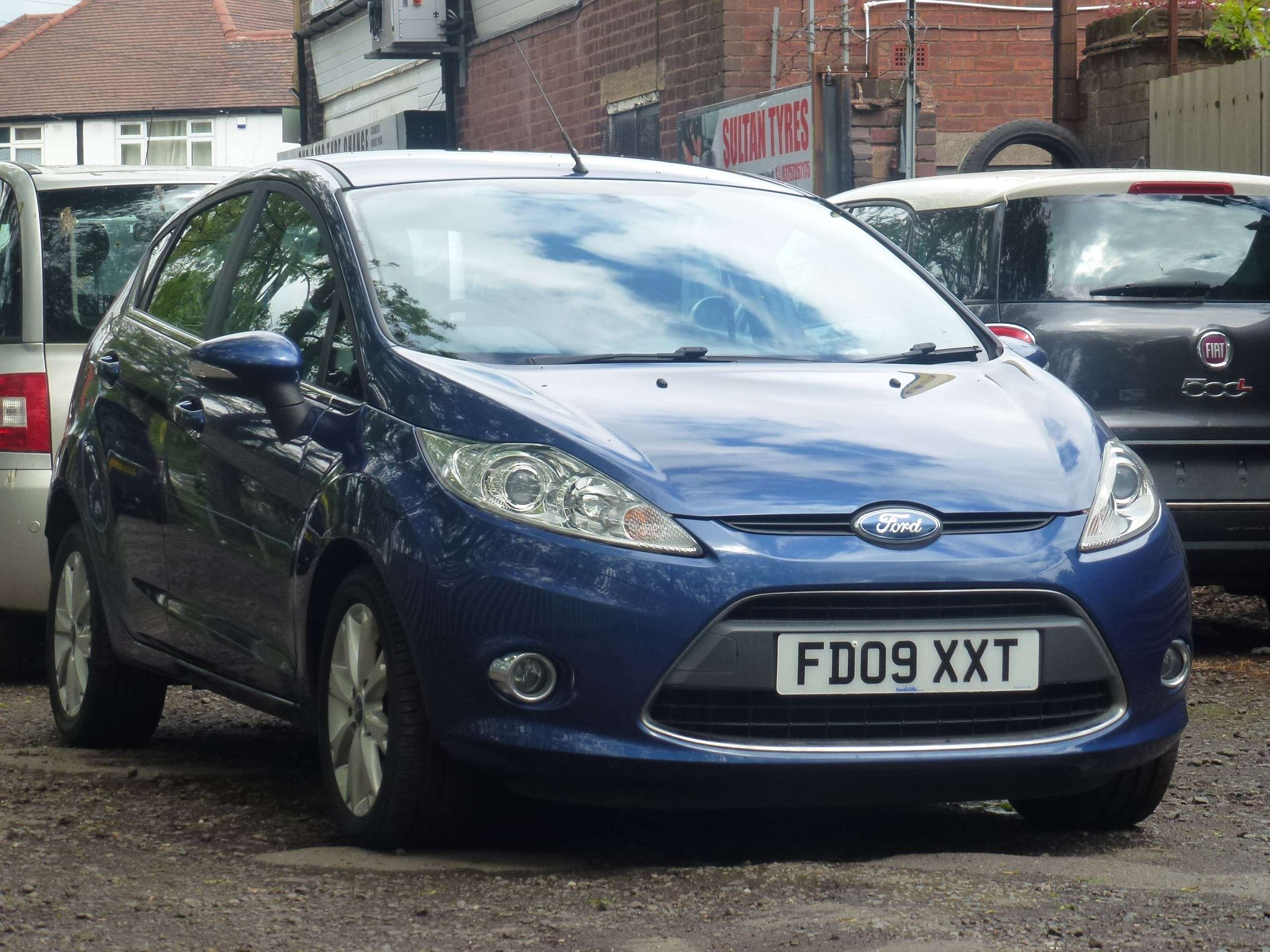 A 2009 FORD FIESTA 1.4 Zetec Hatchback 5dr Petrol Manual (133 g/km, 94 bhp) A 2009 FORD FIESTA 1.4 Zetec Hatchback 5dr Petrol Manual (133 g/km, 94 bhp)