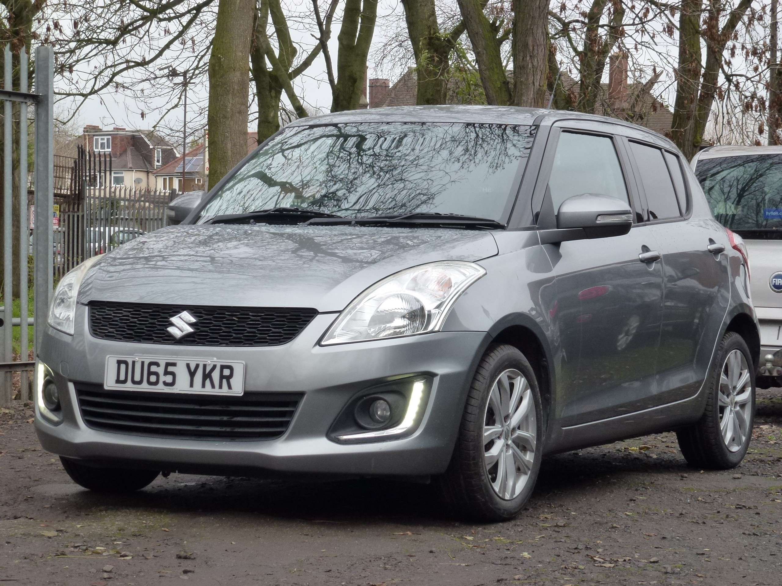 A 2015 SUZUKI SWIFT 1.2 SZ4 Hatchback 5dr Petrol Manual Euro 6 (94 ps) A 2015 SUZUKI SWIFT 1.2 SZ4 Hatchback 5dr Petrol Manual Euro 6 (94 ps)