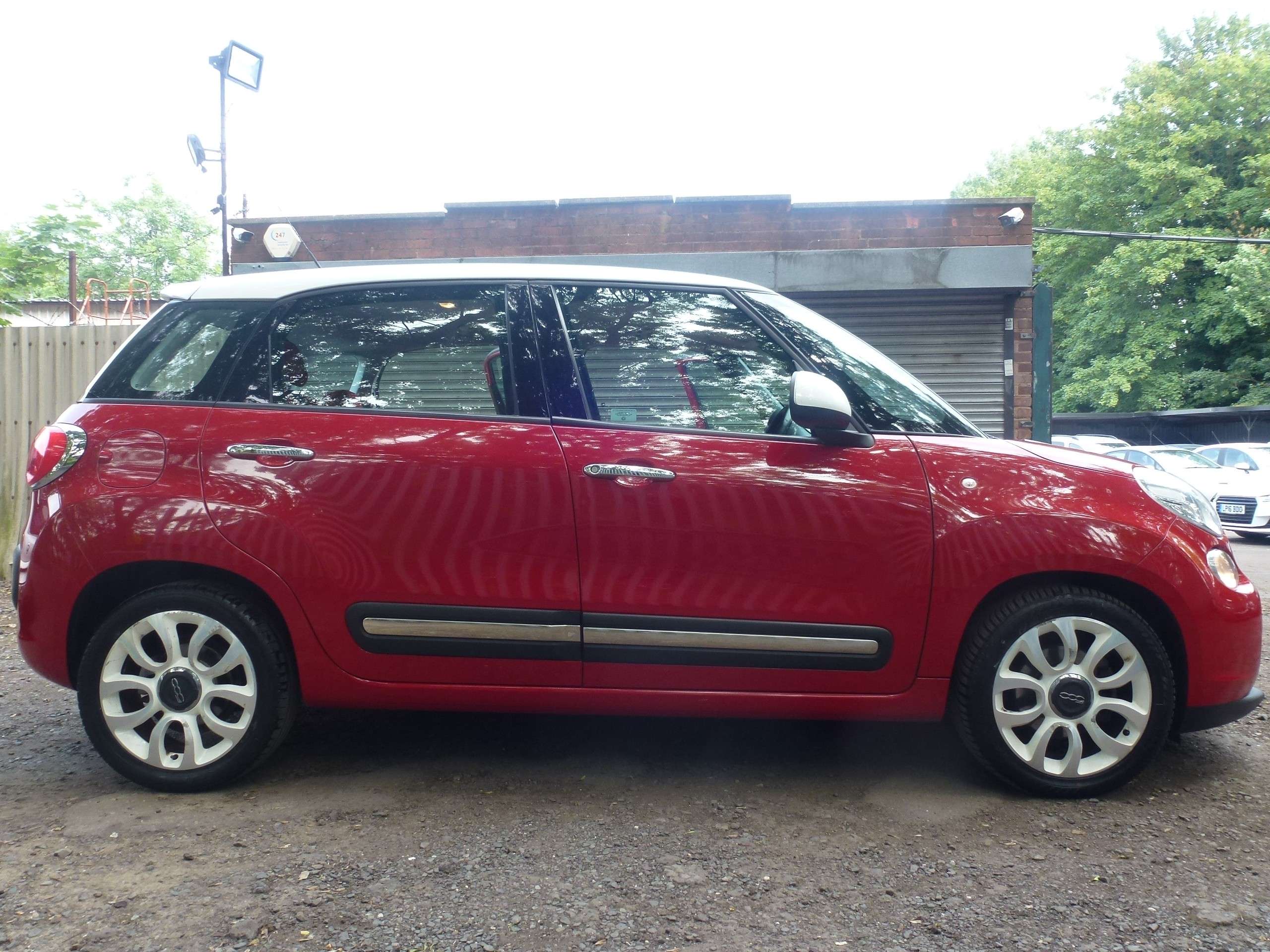 2014 FIAT 500L 2014 FIAT 500L