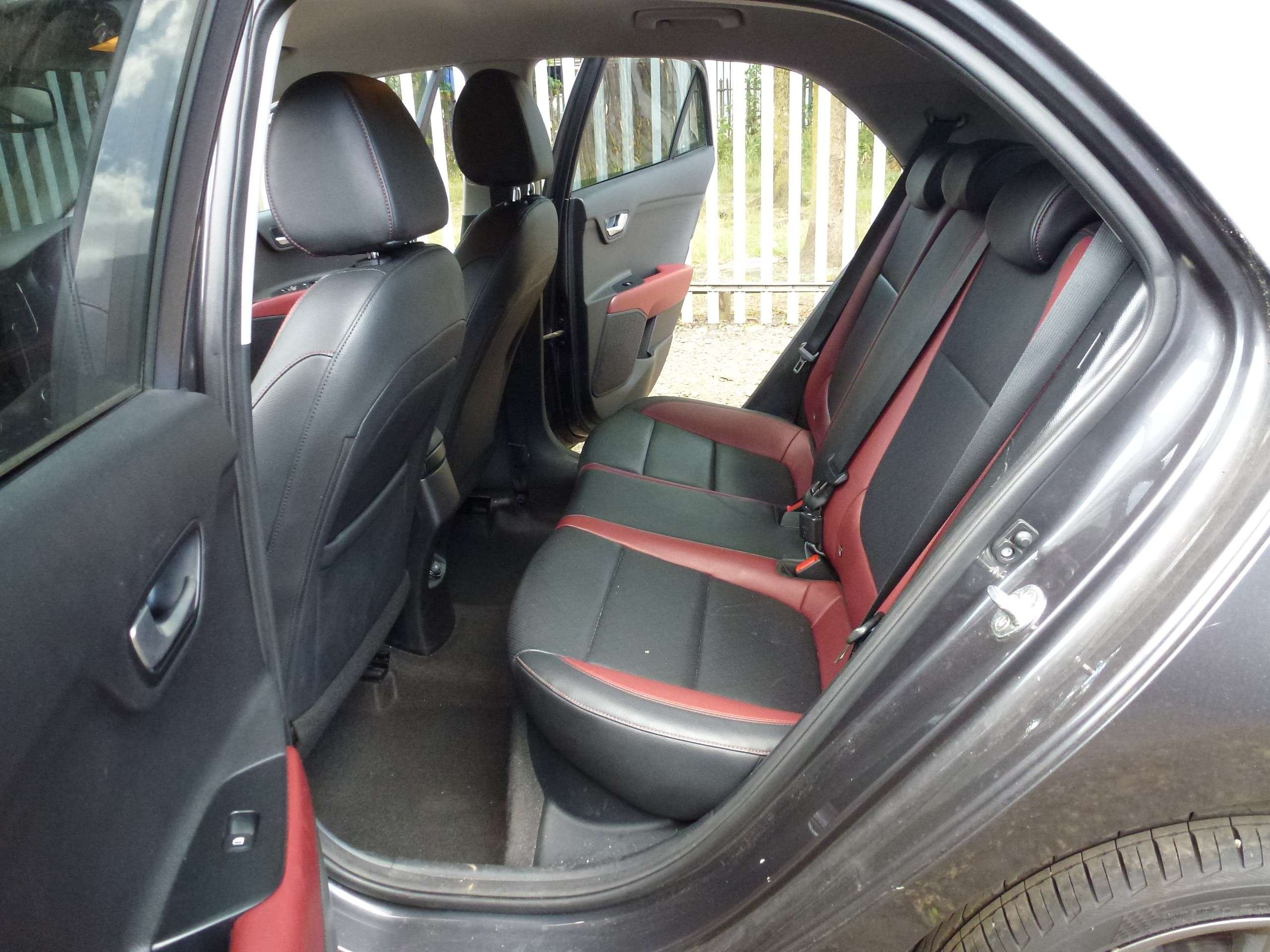 2017 KIA RIO 2017 KIA RIO