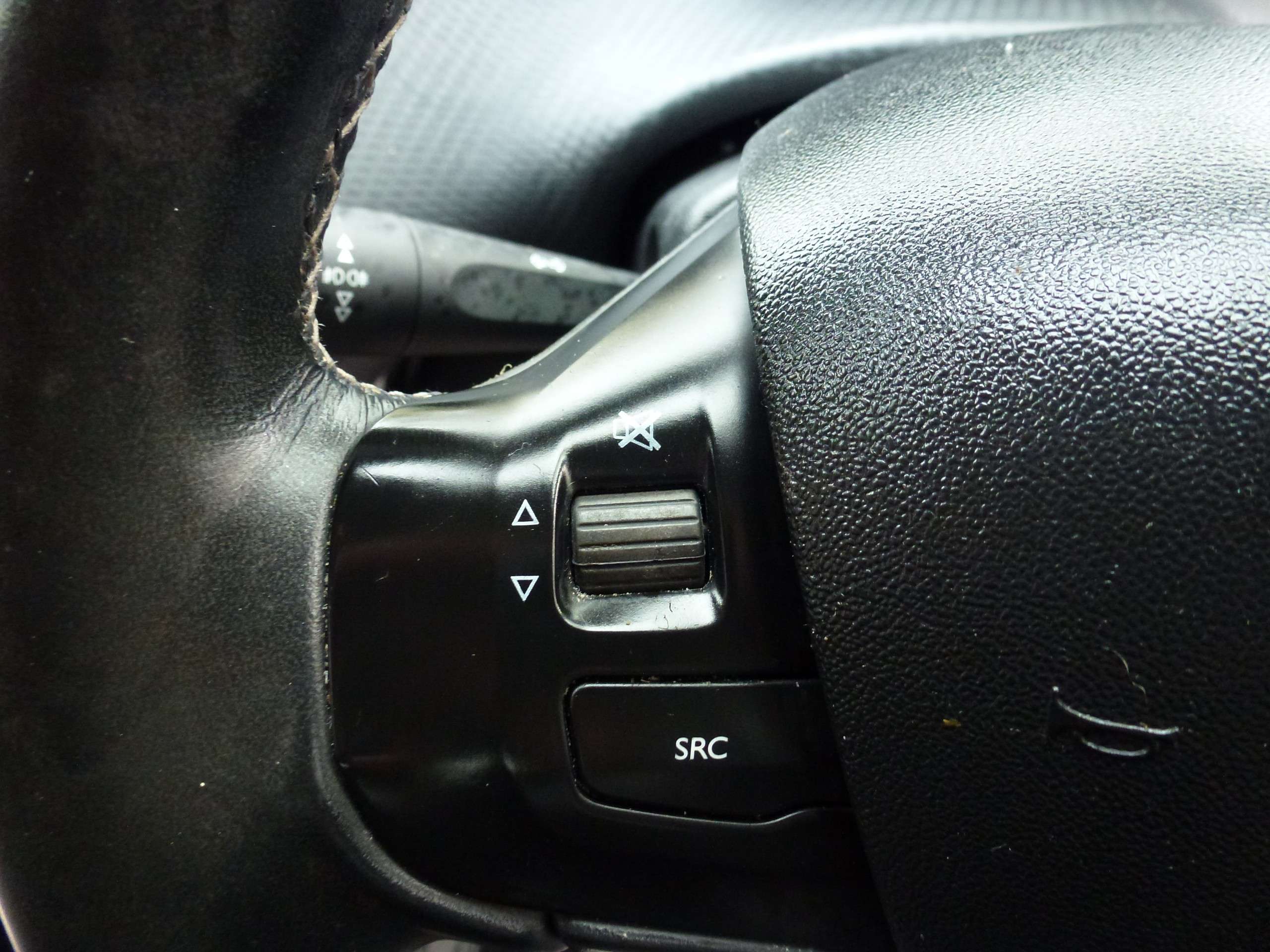 2017 PEUGEOT 2008 2017 PEUGEOT 2008