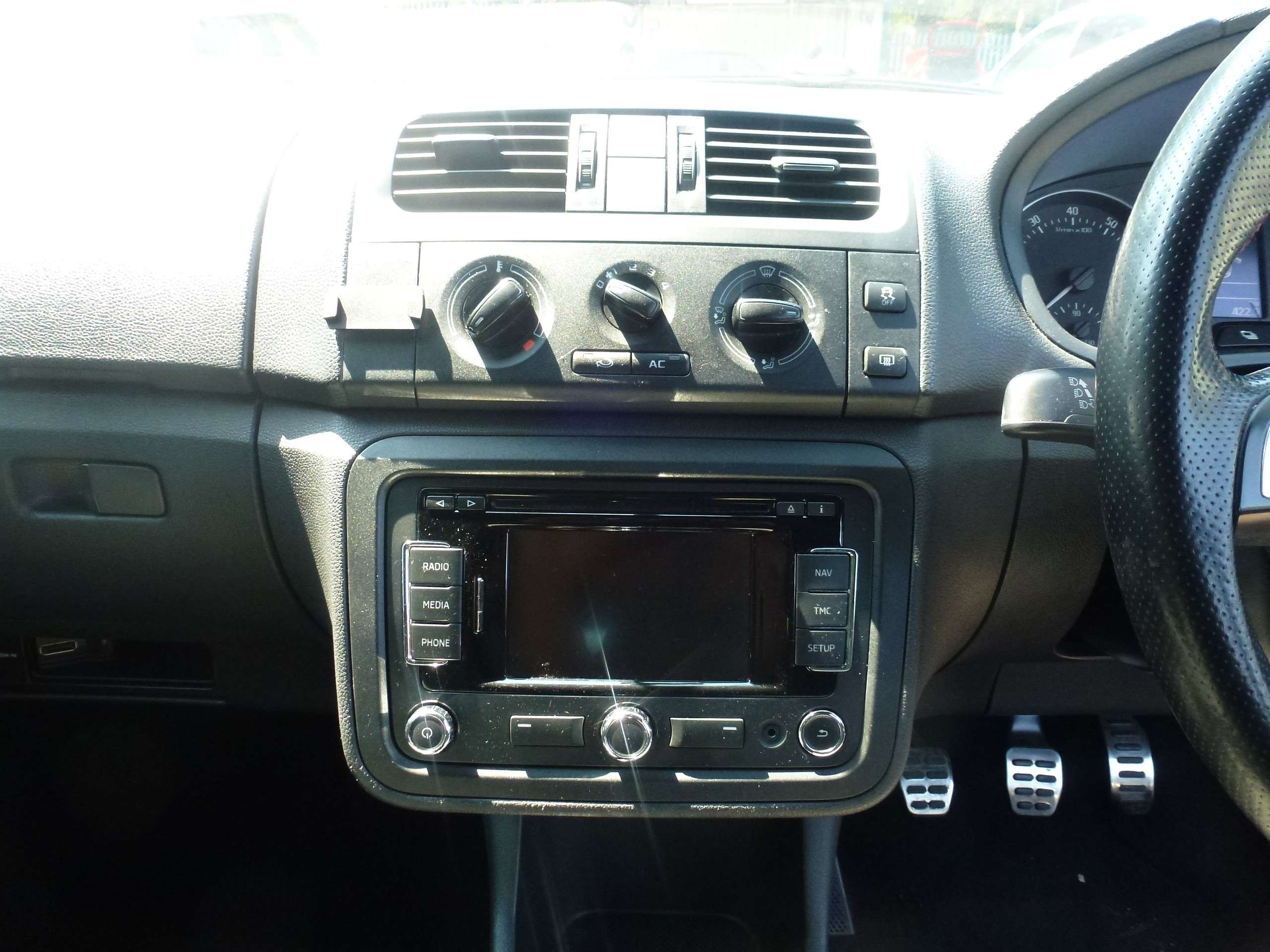2014 SKODA FABIA 2014 SKODA FABIA