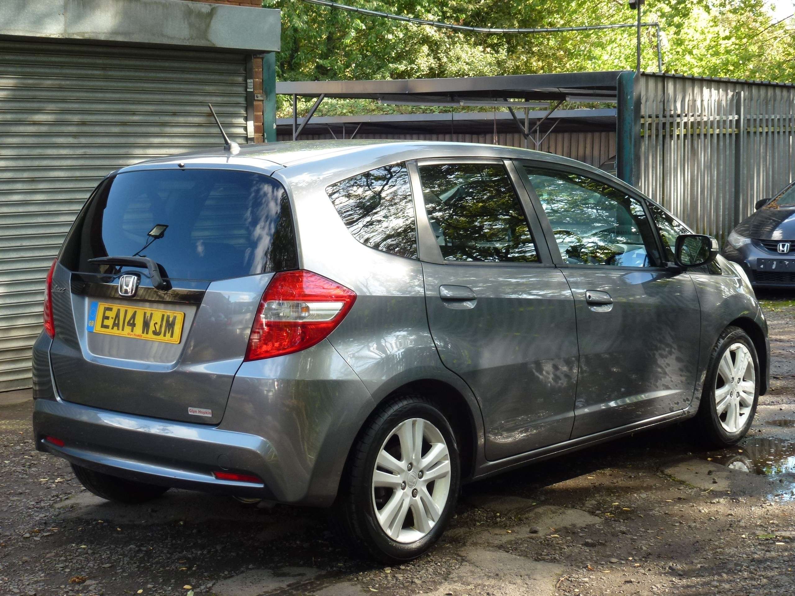 A 2014 HONDA JAZZ 1.4 i-VTEC ES Plus Hatchback 5dr Petrol Manual Euro 5 (99 ps) A 2014 HONDA JAZZ 1.4 i-VTEC ES Plus Hatchback 5dr Petrol Manual Euro 5 (99 ps)