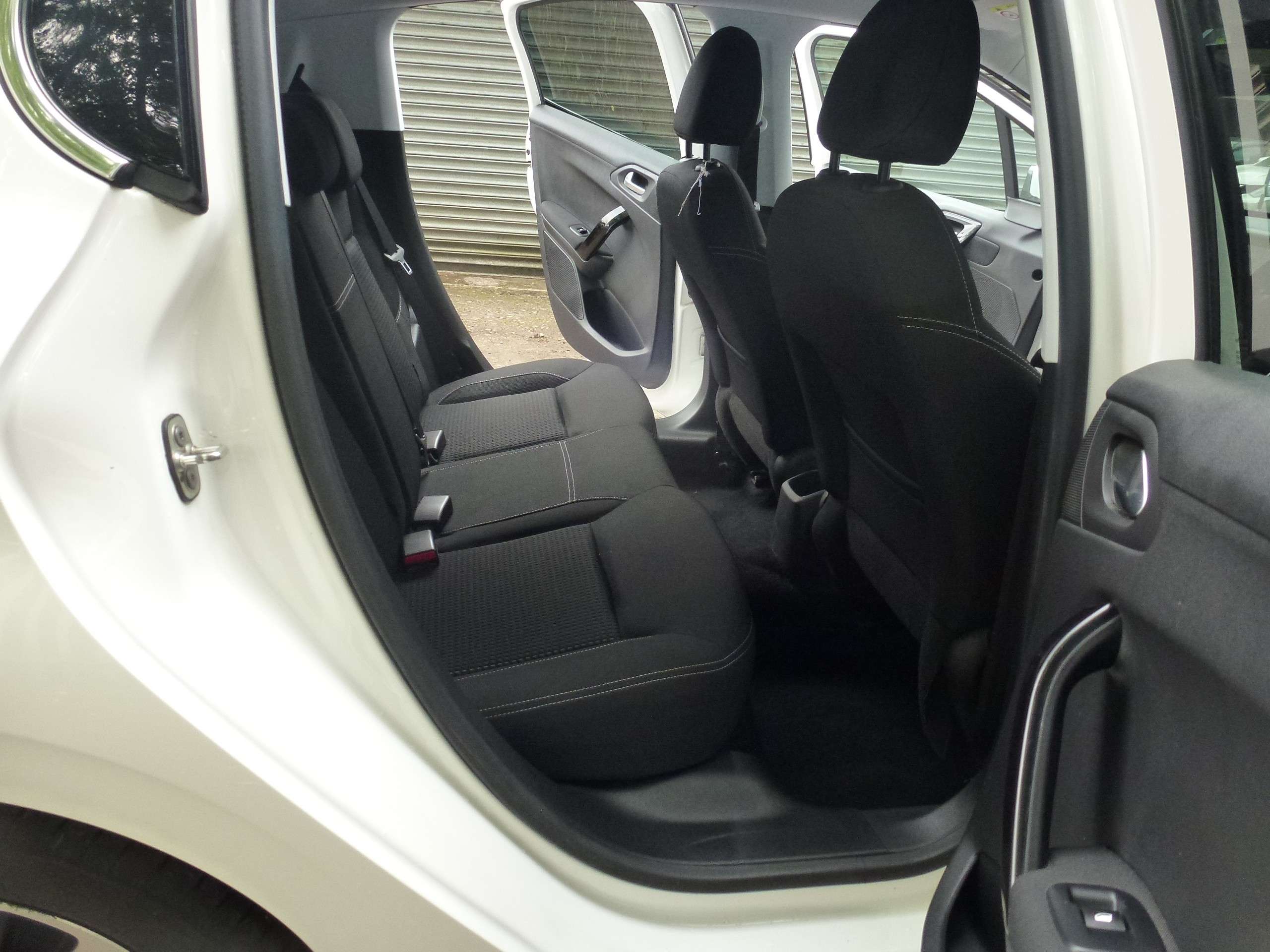 2019 PEUGEOT 208 2019 PEUGEOT 208