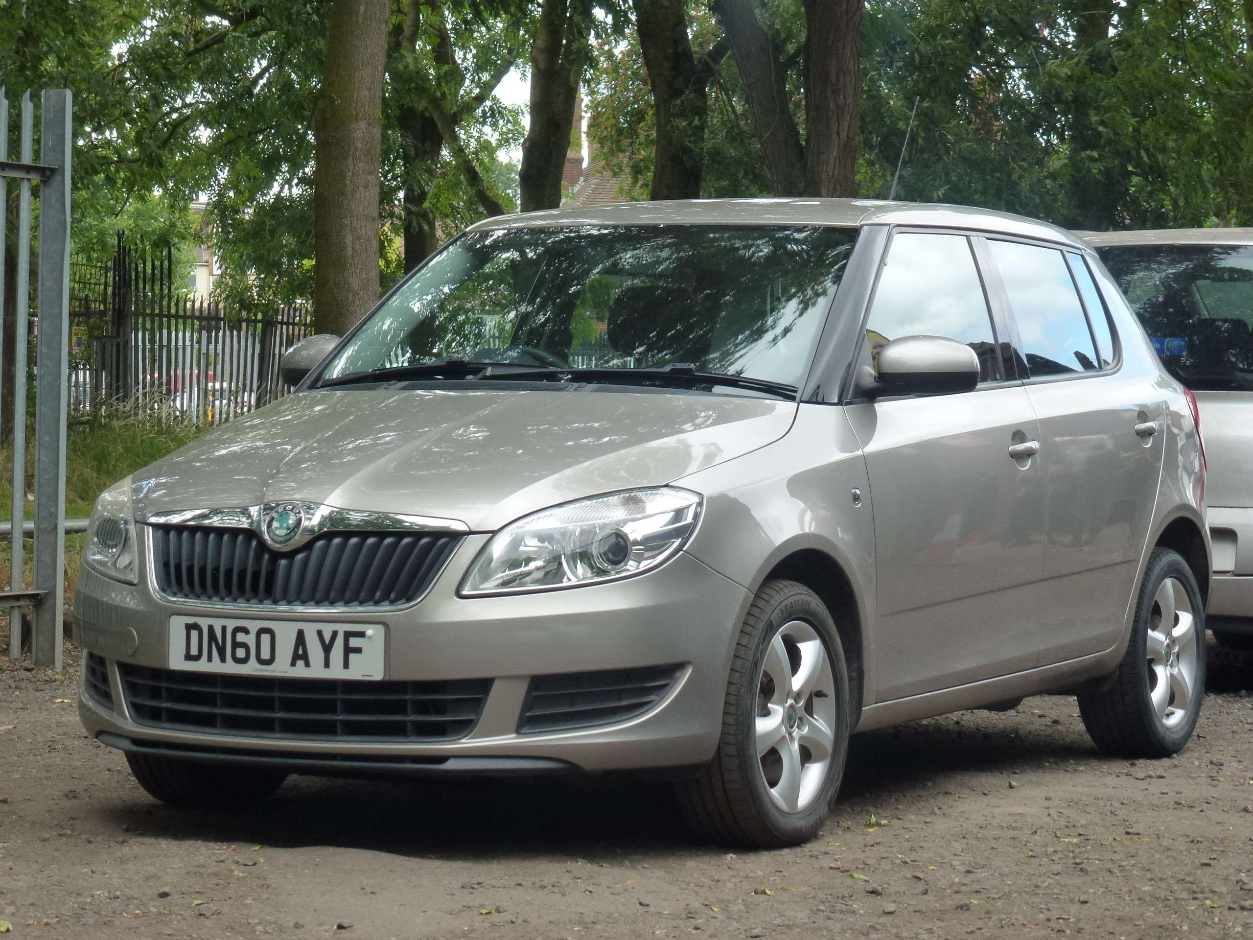 A 2010 SKODA FABIA 1.6 TDI SE Hatchback 5dr Diesel Manual Euro 5 (105 ps) A 2010 SKODA FABIA 1.6 TDI SE Hatchback 5dr Diesel Manual Euro 5 (105 ps)
