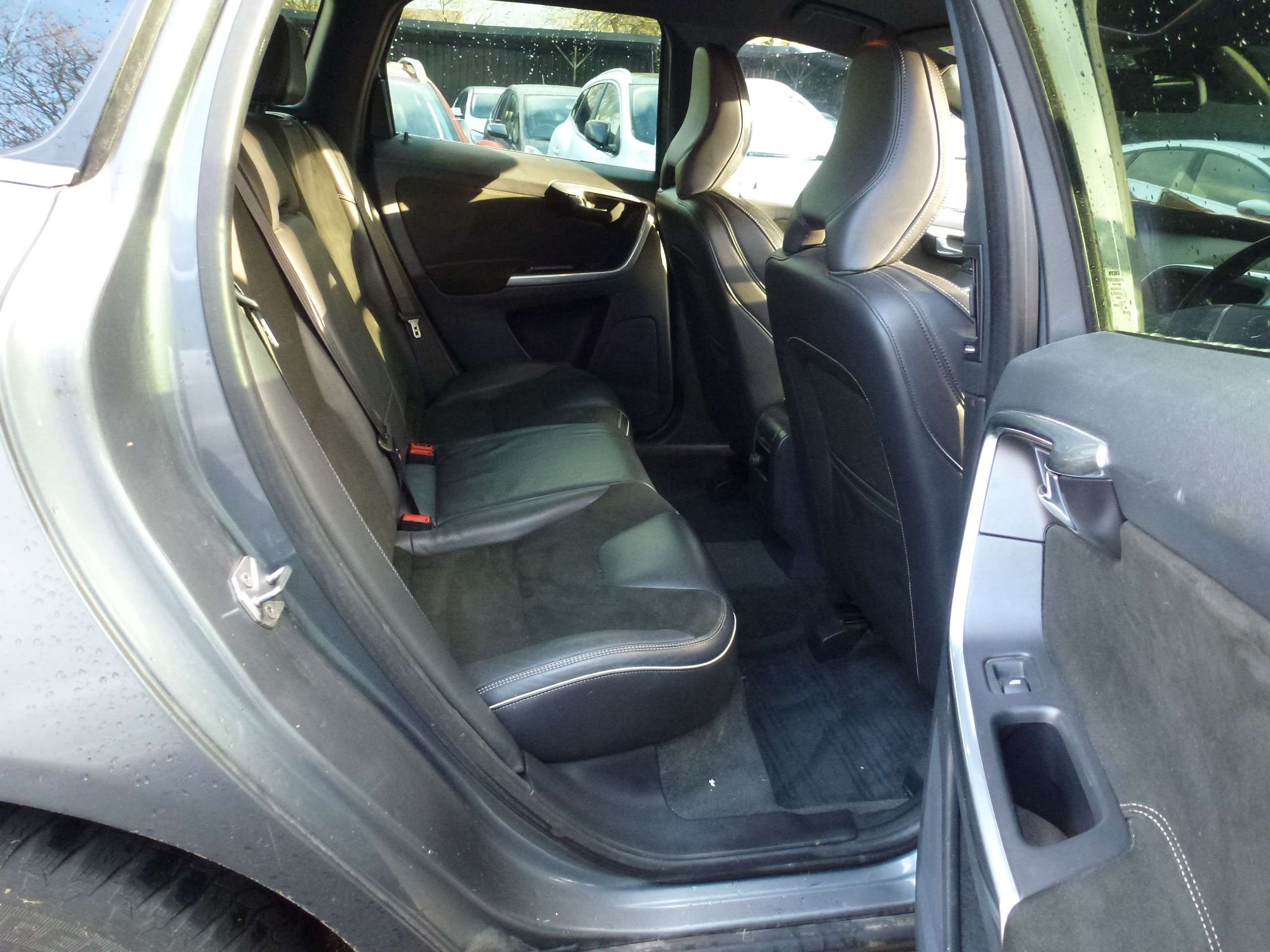 2016 VOLVO XC60 2016 VOLVO XC60