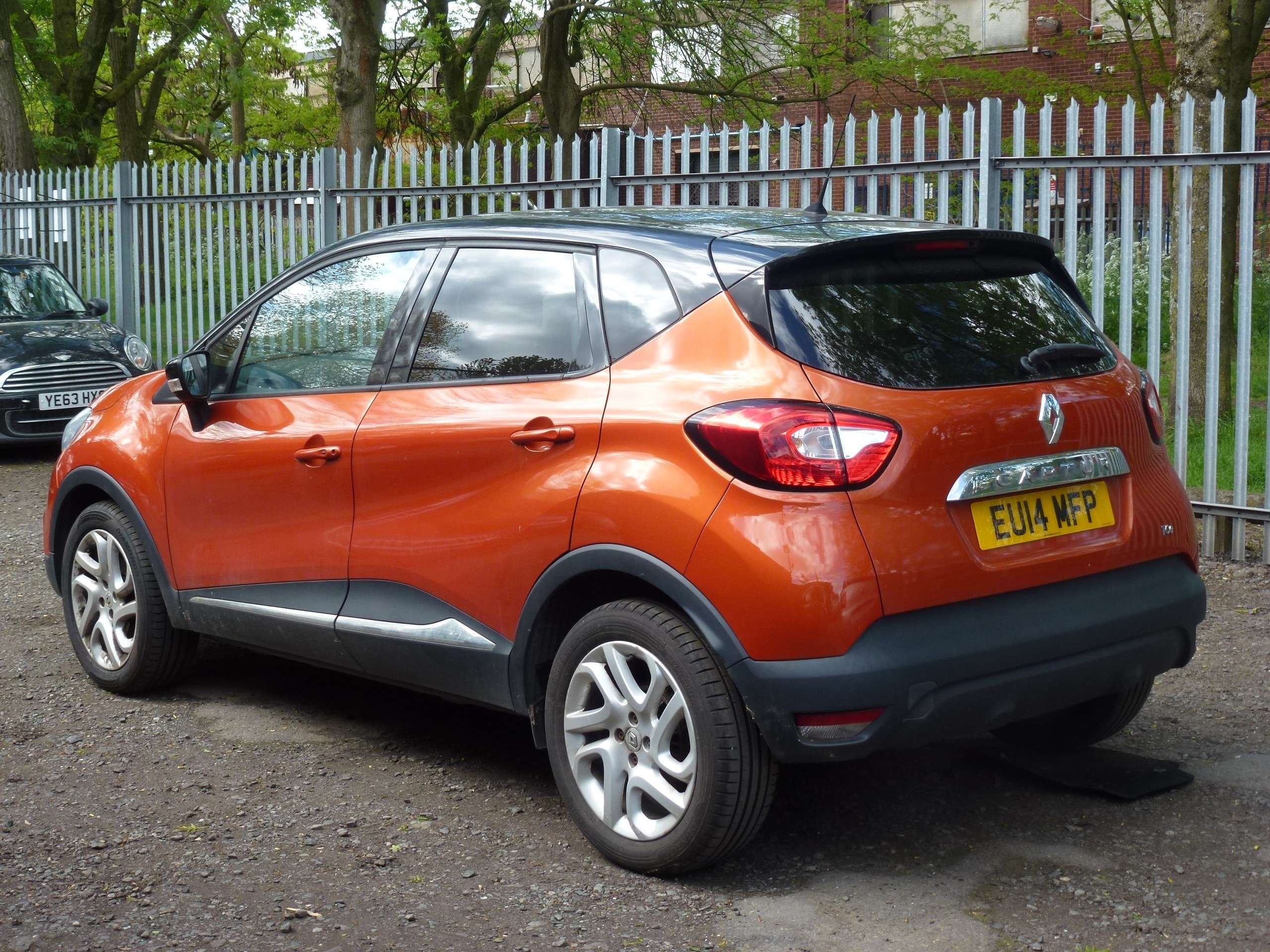 A 2014 RENAULT CAPTUR 0.9 TCe ENERGY Dynamique MediaNav SUV 5dr Petrol Manual Euro 5 (s/s) (90 ps) A 2014 RENAULT CAPTUR 0.9 TCe ENERGY Dynamique MediaNav SUV 5dr Petrol Manual Euro 5 (s/s) (90 ps)
