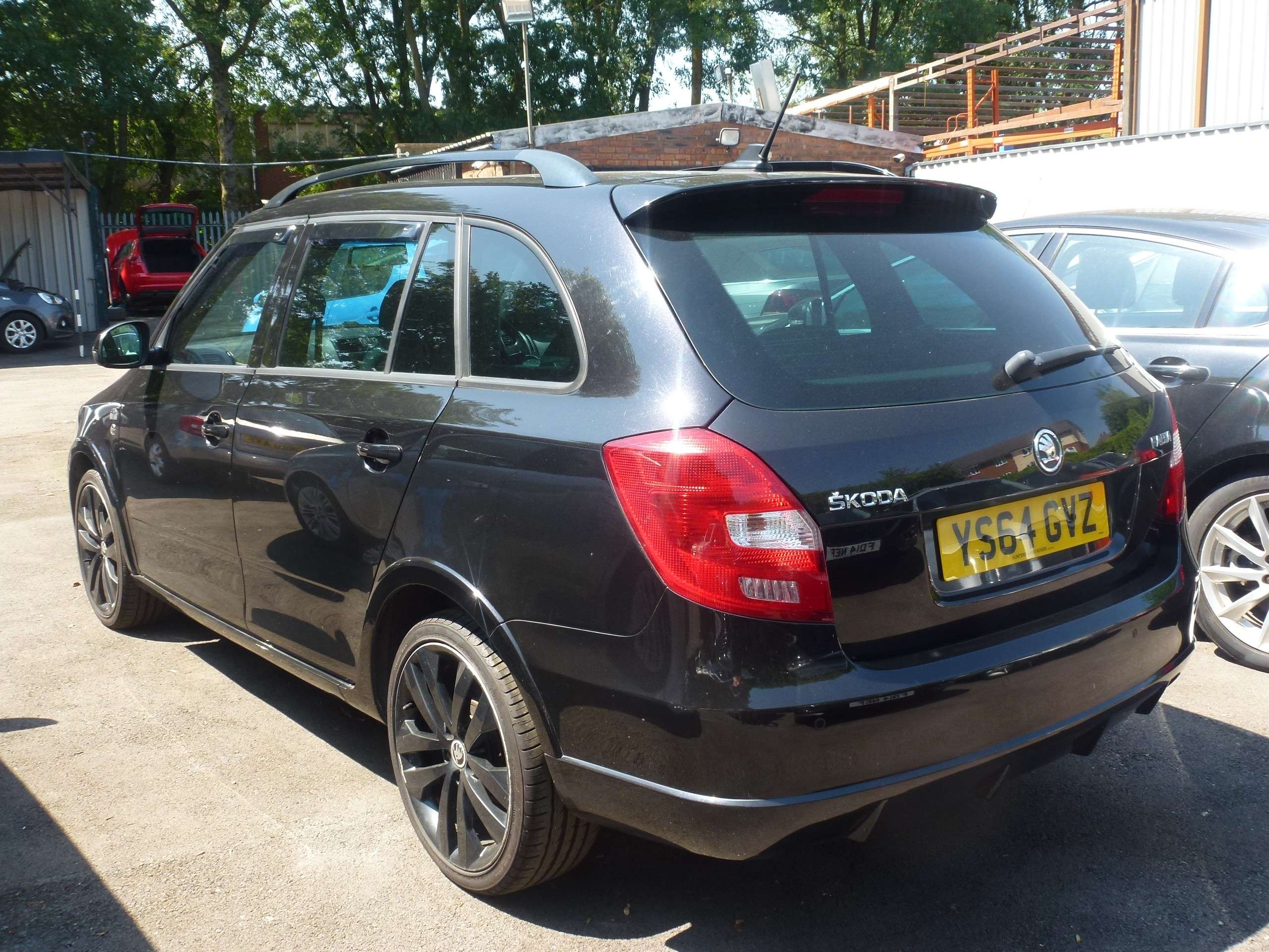 A 2014 SKODA FABIA 1.2 TSI Black Edition Estate 5dr Petrol Manual Euro 5 (105 ps) A 2014 SKODA FABIA 1.2 TSI Black Edition Estate 5dr Petrol Manual Euro 5 (105 ps)