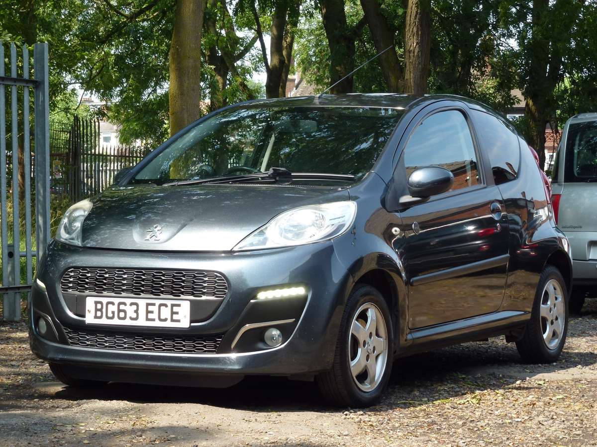 Check out this Peugeot 107 2013 Petrol Manual