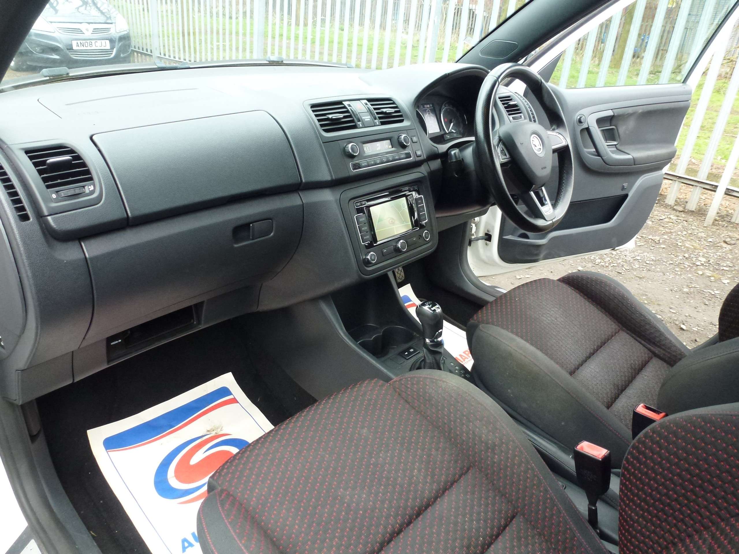 2014 SKODA FABIA 2014 SKODA FABIA