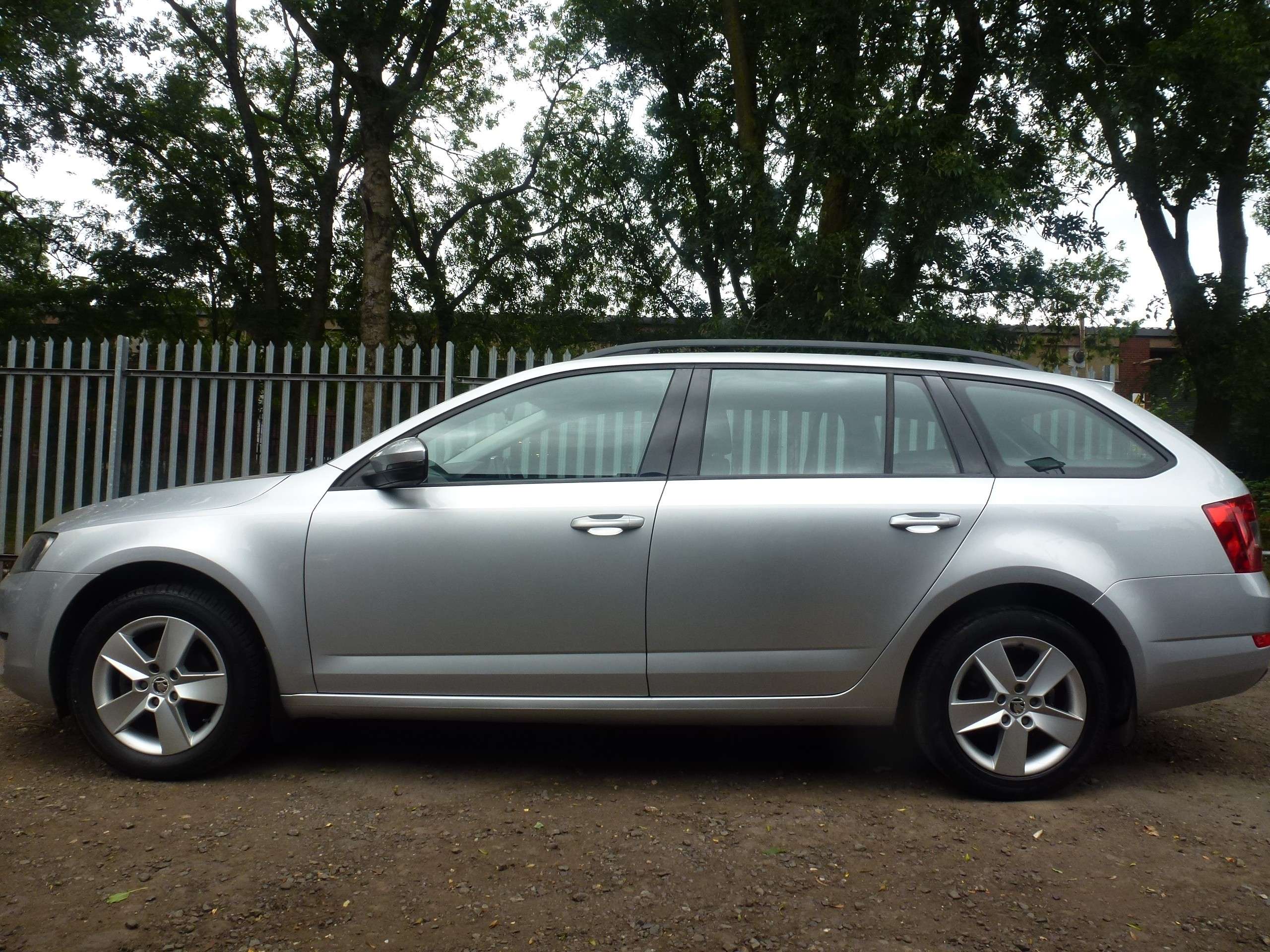2014 SKODA OCTAVIA 2014 SKODA OCTAVIA
