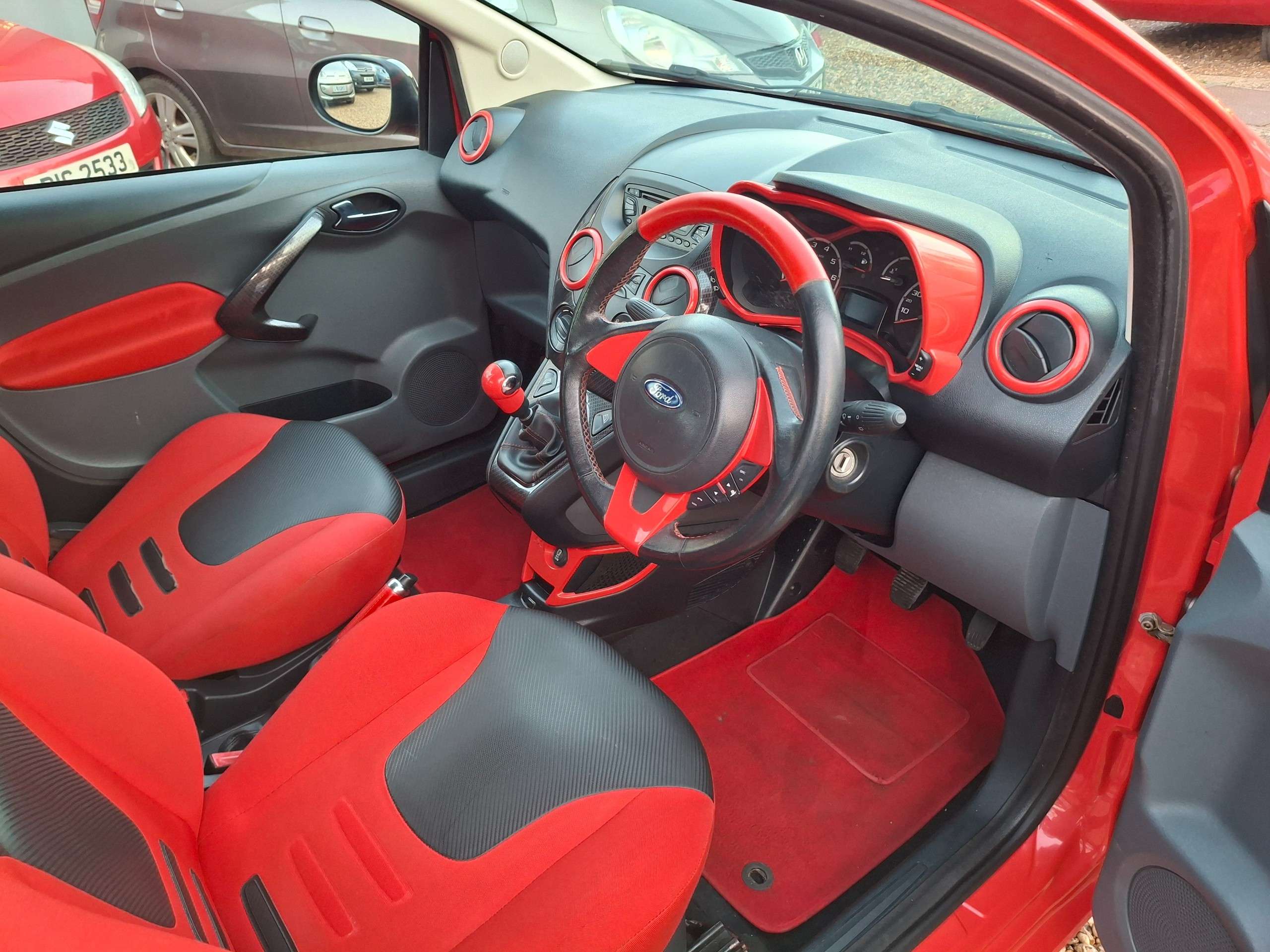 2012 FORD KA 2012 FORD KA