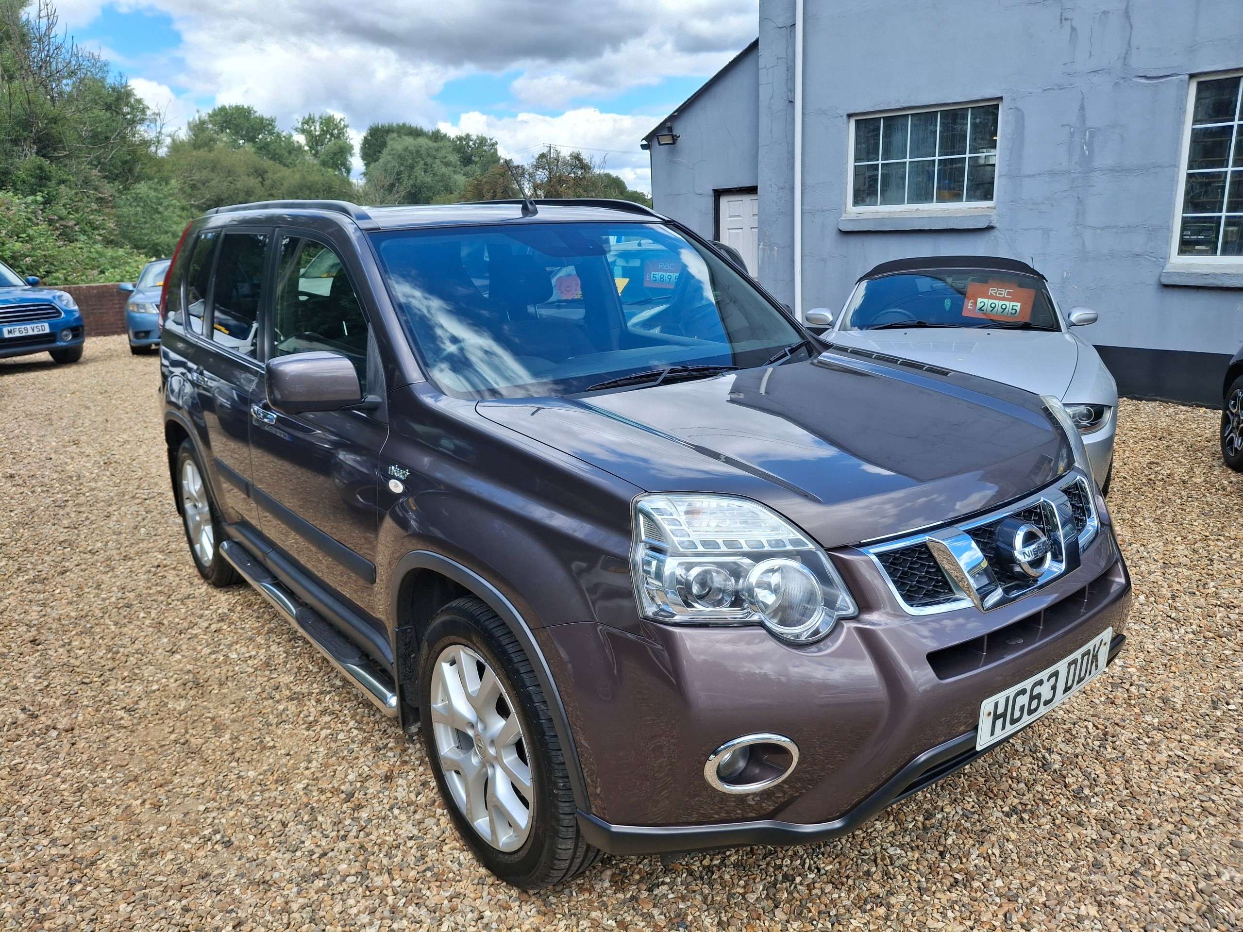 A 2013 NISSAN X-TRAIL 2.0 dCi n-tec+ SUV 5dr Diesel Manual 4WD Euro 5 (173 ps) A 2013 NISSAN X-TRAIL 2.0 dCi n-tec+ SUV 5dr Diesel Manual 4WD Euro 5 (173 ps)