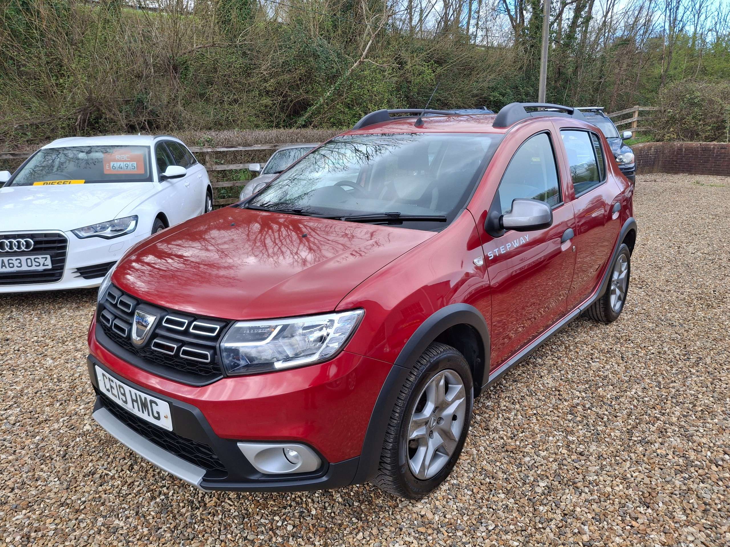 A 2019 DACIA SANDERO STEPWAY 0.9 TCe Essential Hatchback 5dr Petrol Manual Euro 6 (s/s) (90 ps) A 2019 DACIA SANDERO STEPWAY 0.9 TCe Essential Hatchback 5dr Petrol Manual Euro 6 (s/s) (90 ps)