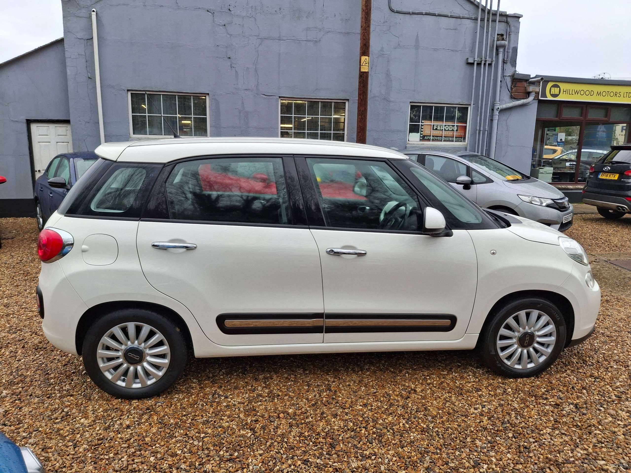 2016 FIAT 500L 2016 FIAT 500L