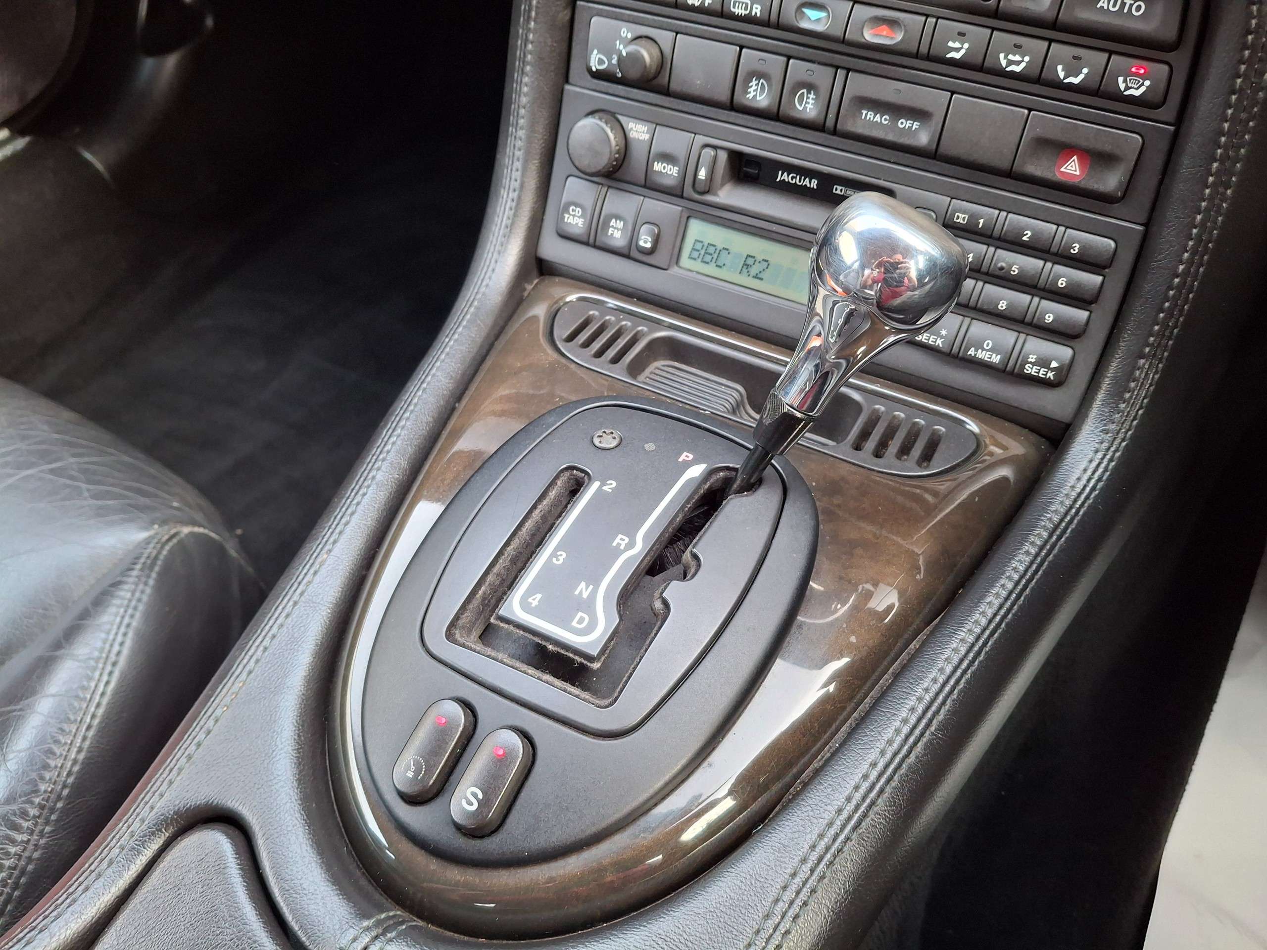 1998 JAGUAR XKR 1998 JAGUAR XKR