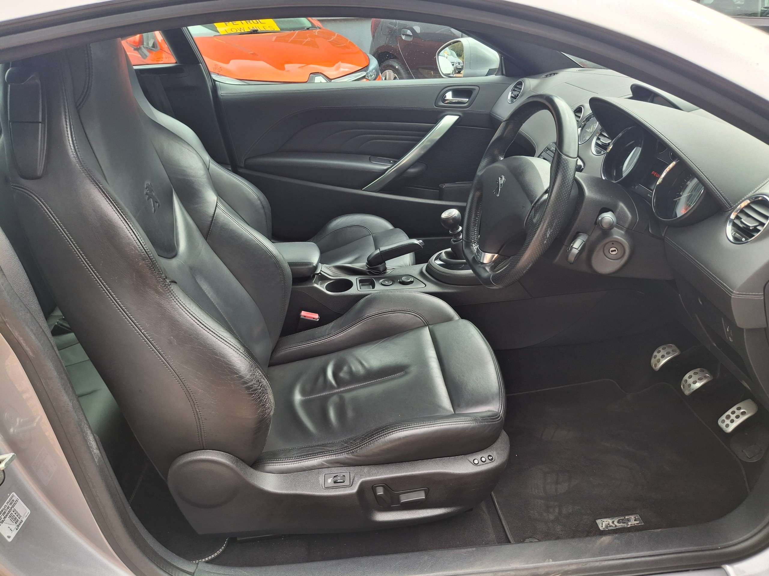 2013 PEUGEOT RCZ 2013 PEUGEOT RCZ