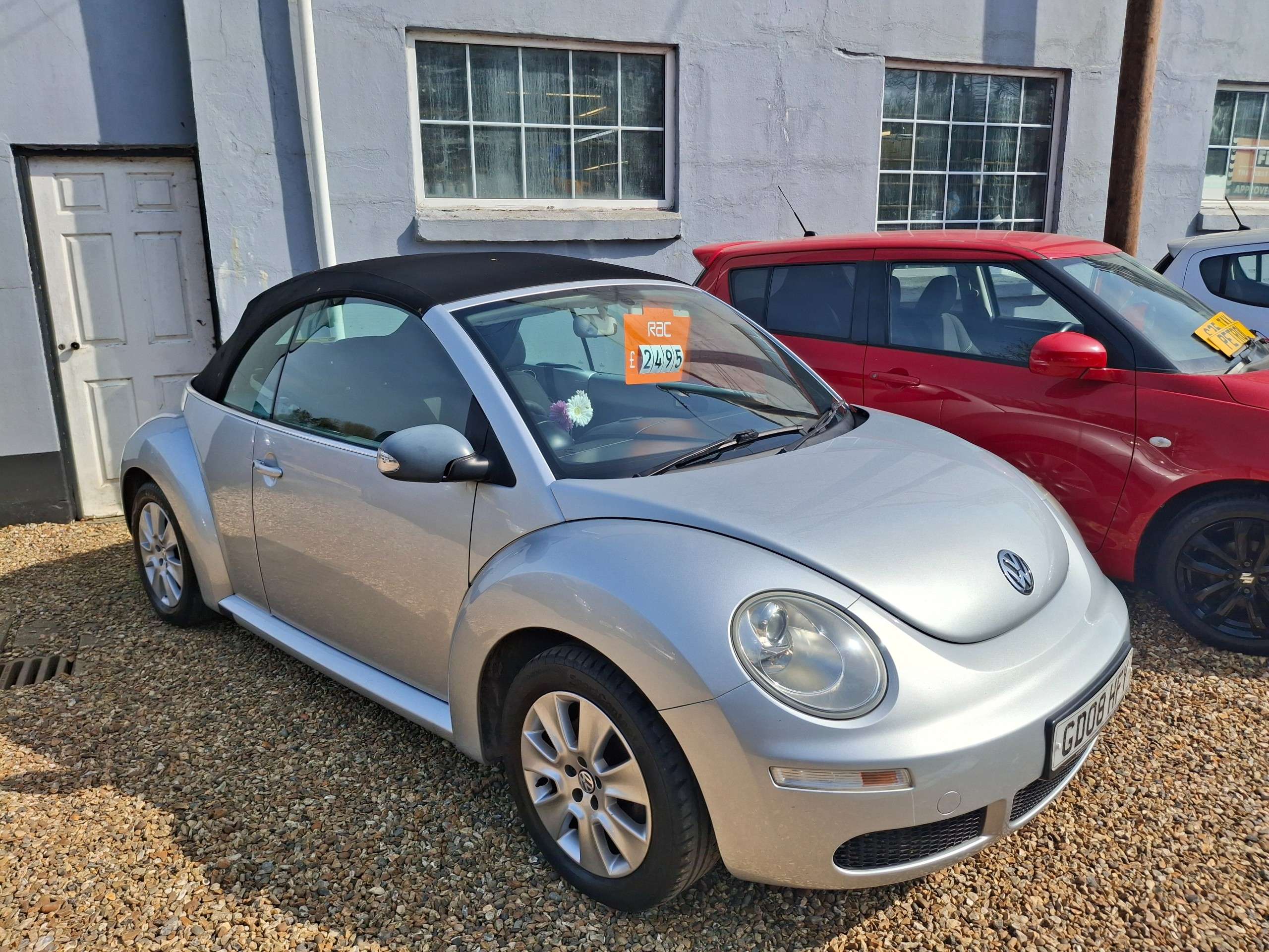 A 2008 VOLKSWAGEN BEETLE 1.6 Luna Cabriolet 2dr Petrol Manual Euro 4 (102 ps) A 2008 VOLKSWAGEN BEETLE 1.6 Luna Cabriolet 2dr Petrol Manual Euro 4 (102 ps)