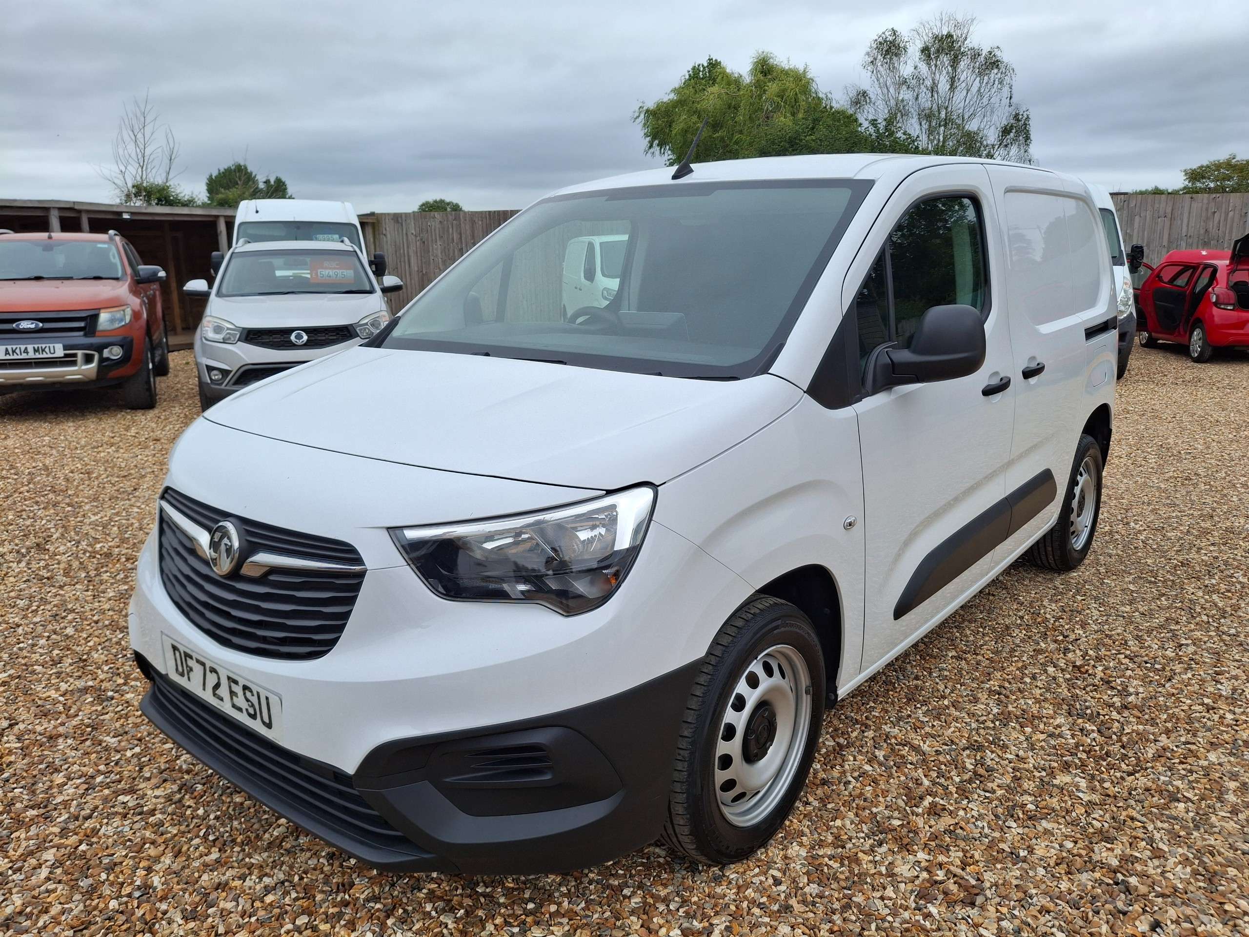 A 2022 VAUXHALL COMBO 1.5 Turbo D 2300 Prime Panel Van 5dr Diesel Manual L1 H1 Euro 6 (s/s) (100 ps) A 2022 VAUXHALL COMBO 1.5 Turbo D 2300 Prime Panel Van 5dr Diesel Manual L1 H1 Euro 6 (s/s) (100 ps)