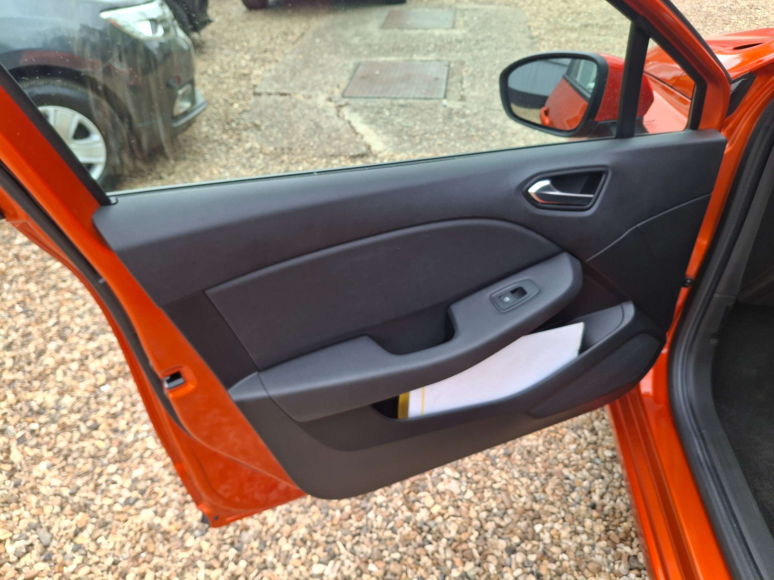 2021 RENAULT CLIO 2021 RENAULT CLIO