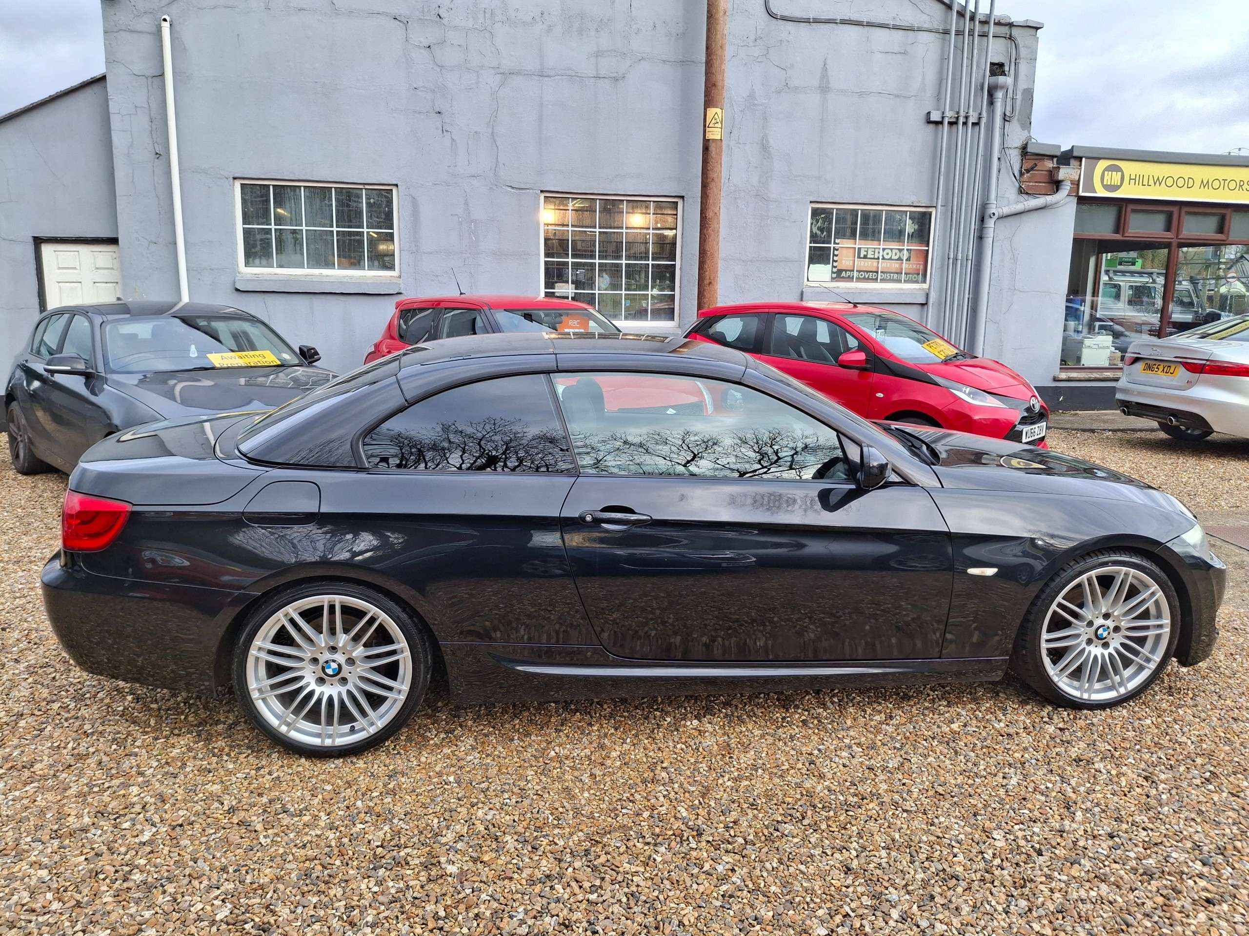 2011 BMW 3 SERIES 2011 BMW 3 SERIES