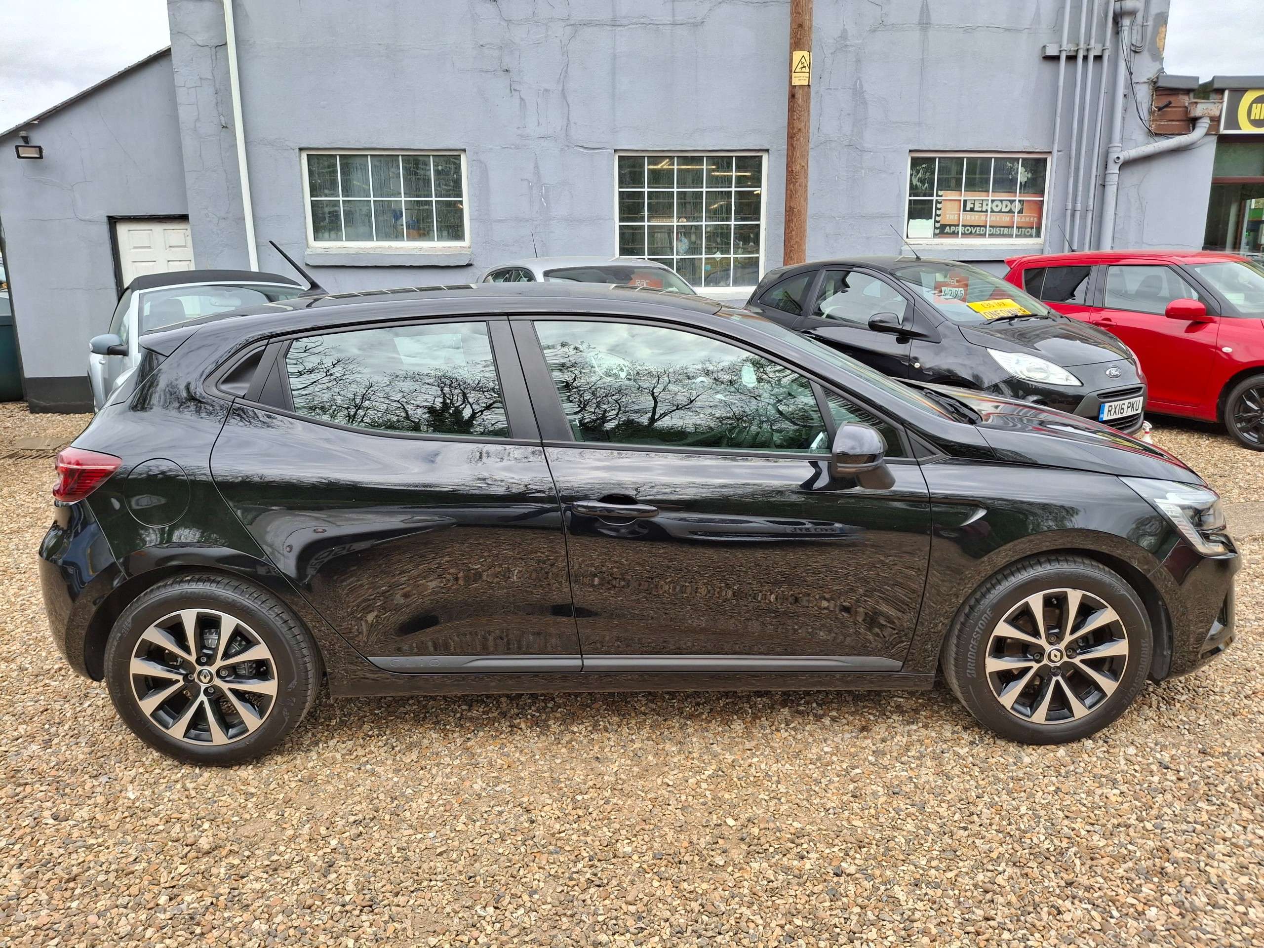 2022 RENAULT CLIO 2022 RENAULT CLIO