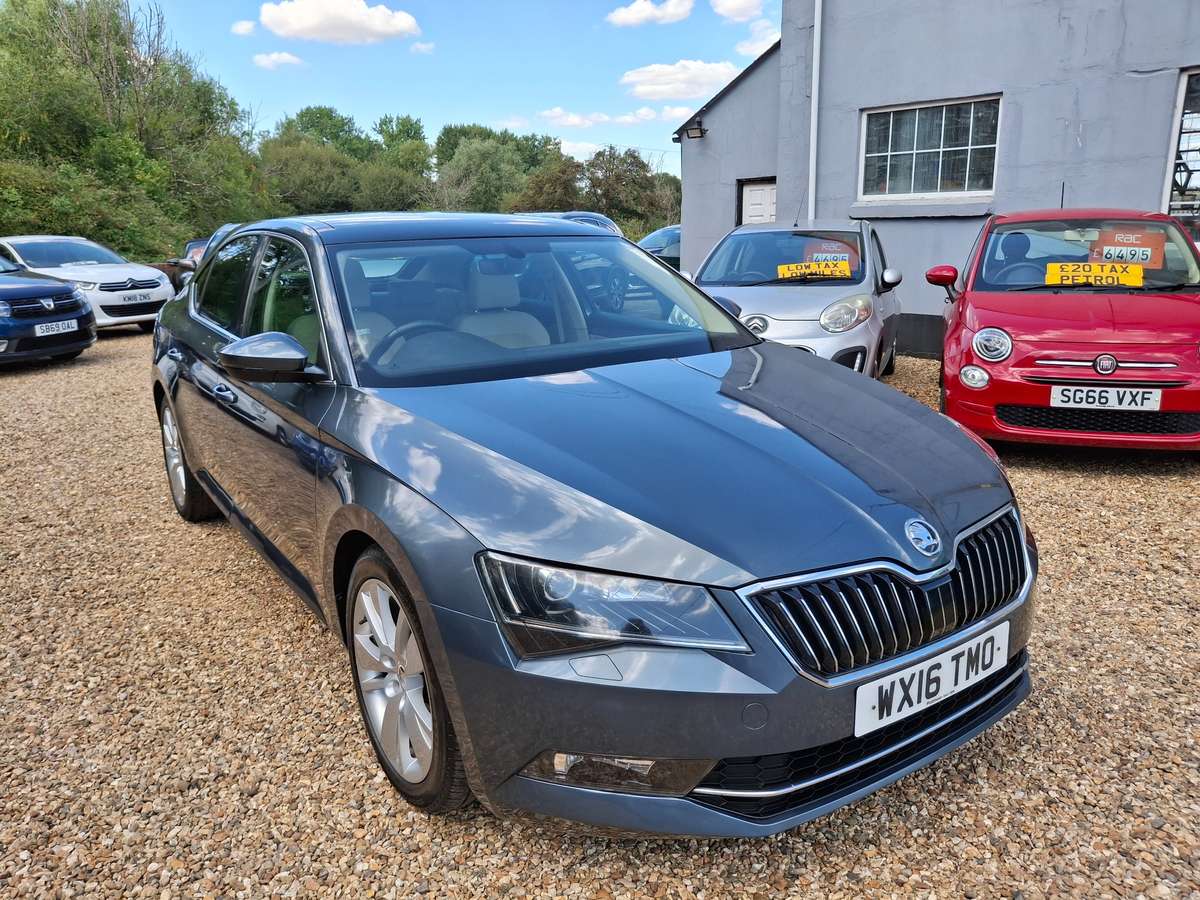 Check out this Skoda Superb 2016 Petrol Automatic