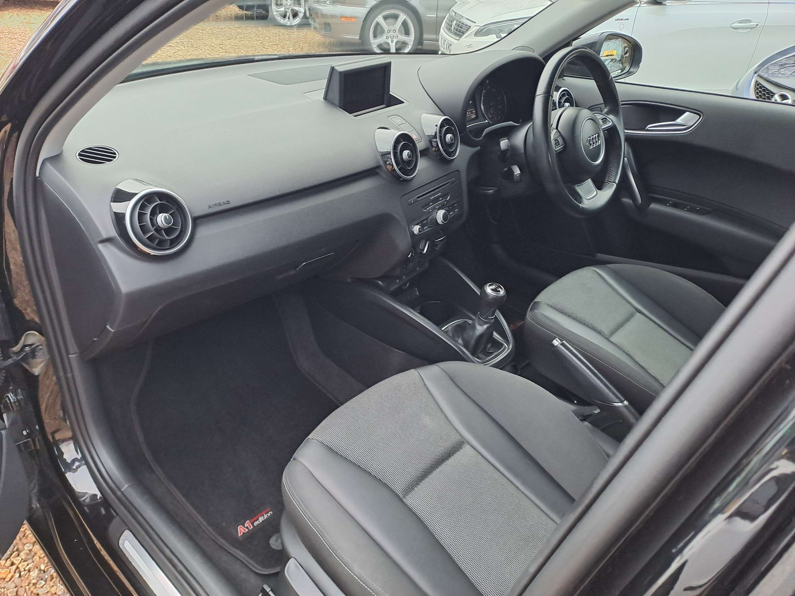 2014 AUDI A1 2014 AUDI A1