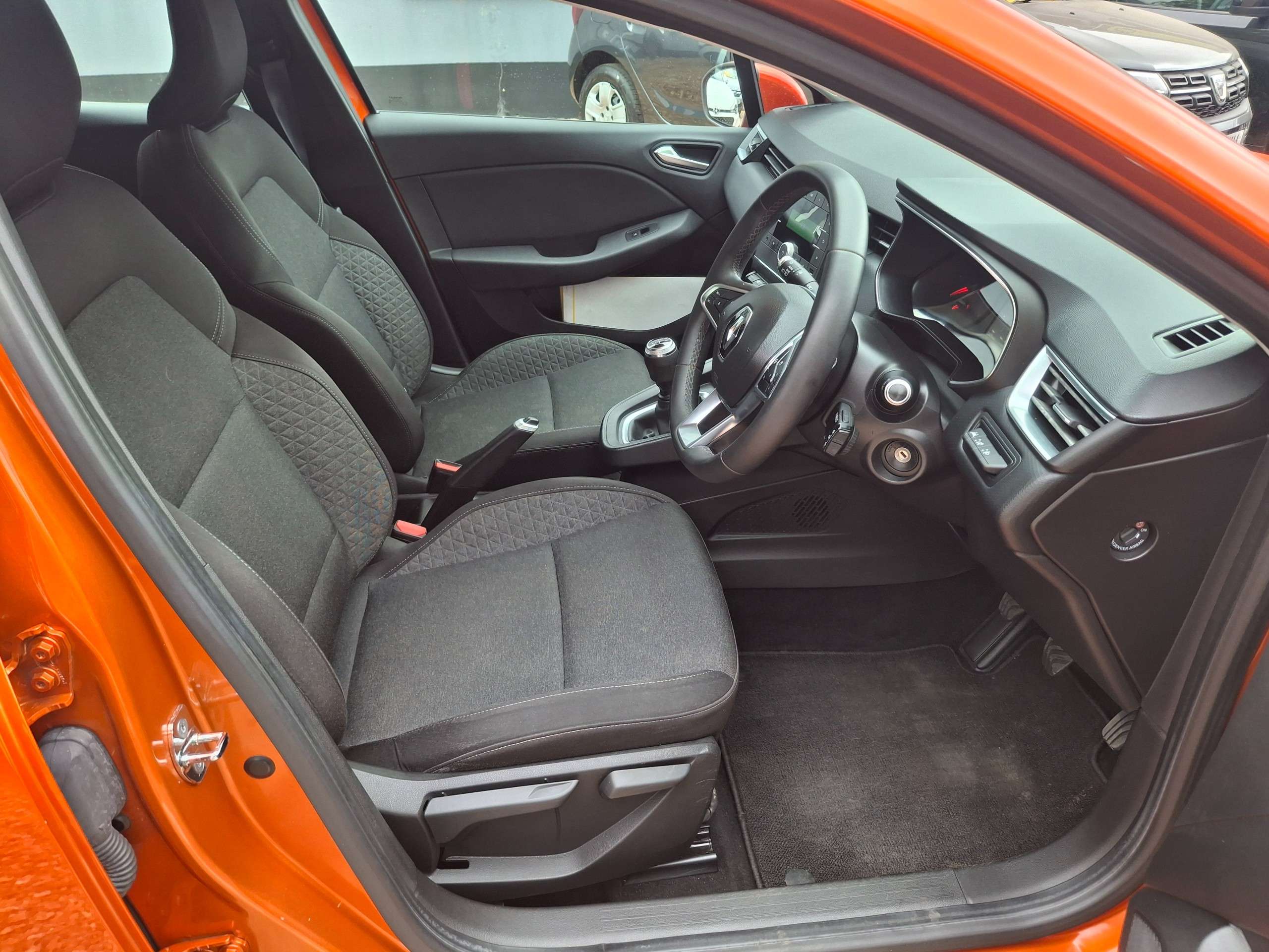 2021 RENAULT CLIO 2021 RENAULT CLIO