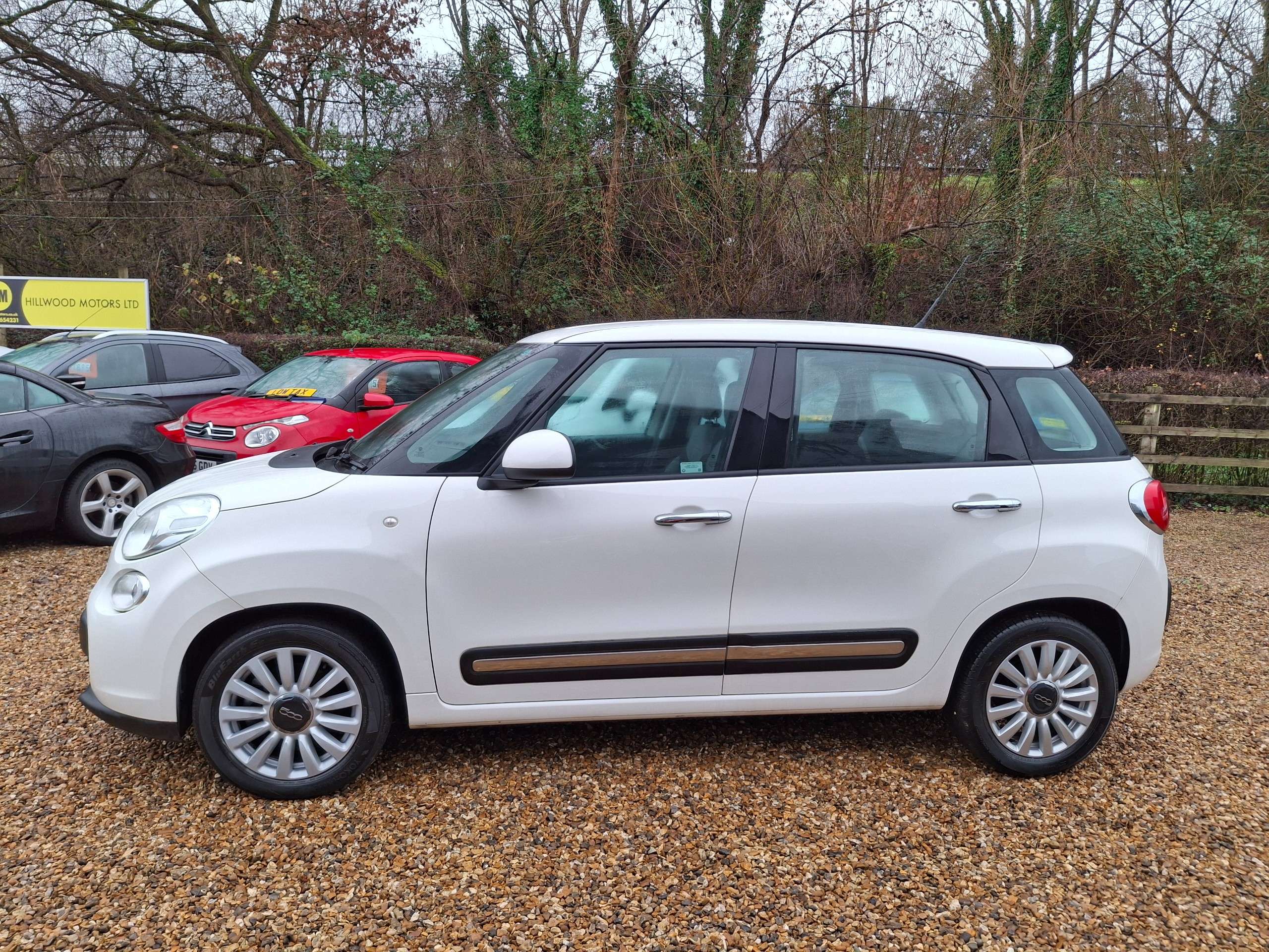 2016 FIAT 500L 2016 FIAT 500L