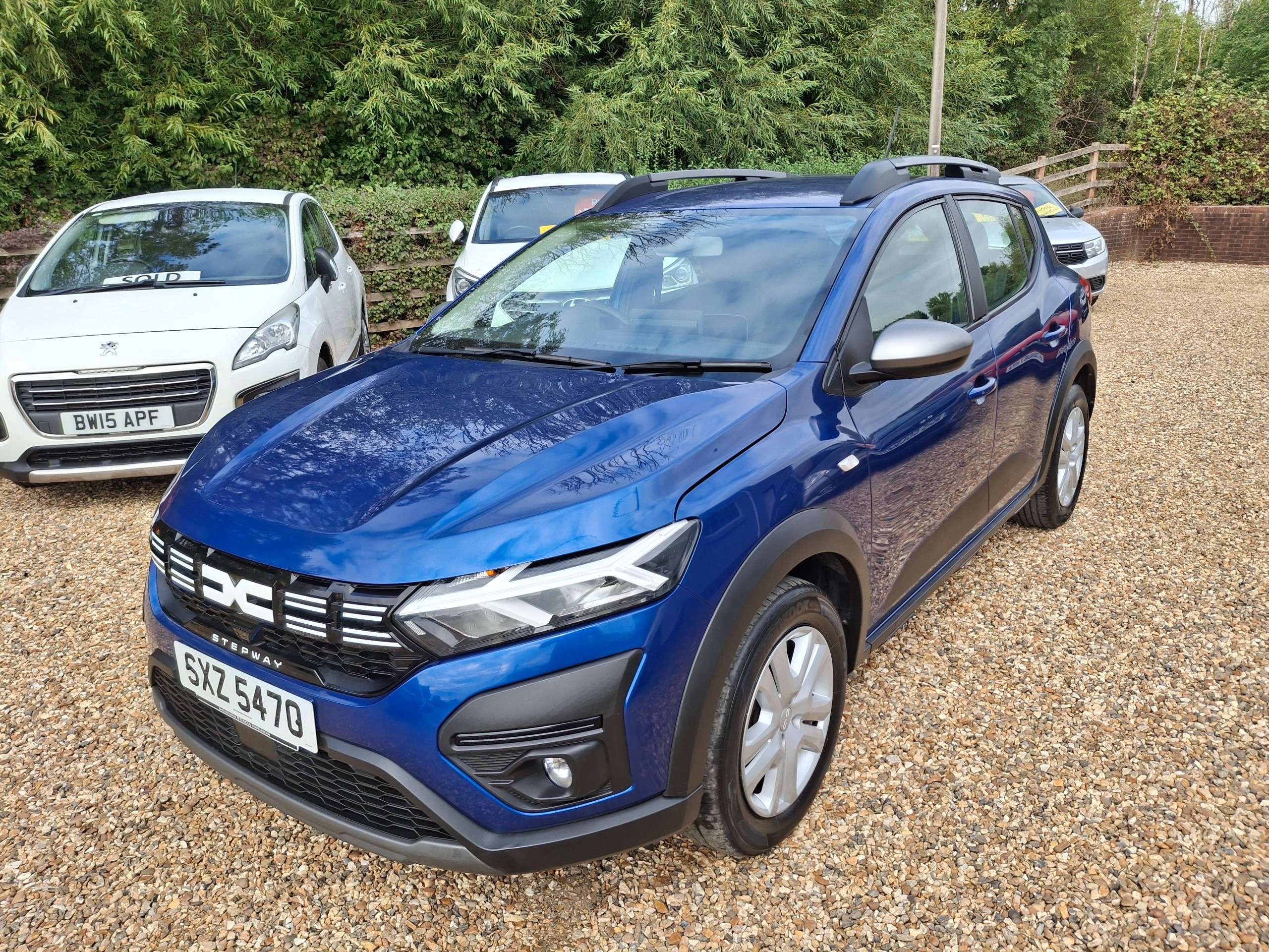 A 2023 DACIA SANDERO STEPWAY 1.0 TCe Expression Hatchback 5dr Petrol Manual Euro 6 (s/s) (90 ps) A 2023 DACIA SANDERO STEPWAY 1.0 TCe Expression Hatchback 5dr Petrol Manual Euro 6 (s/s) (90 ps)