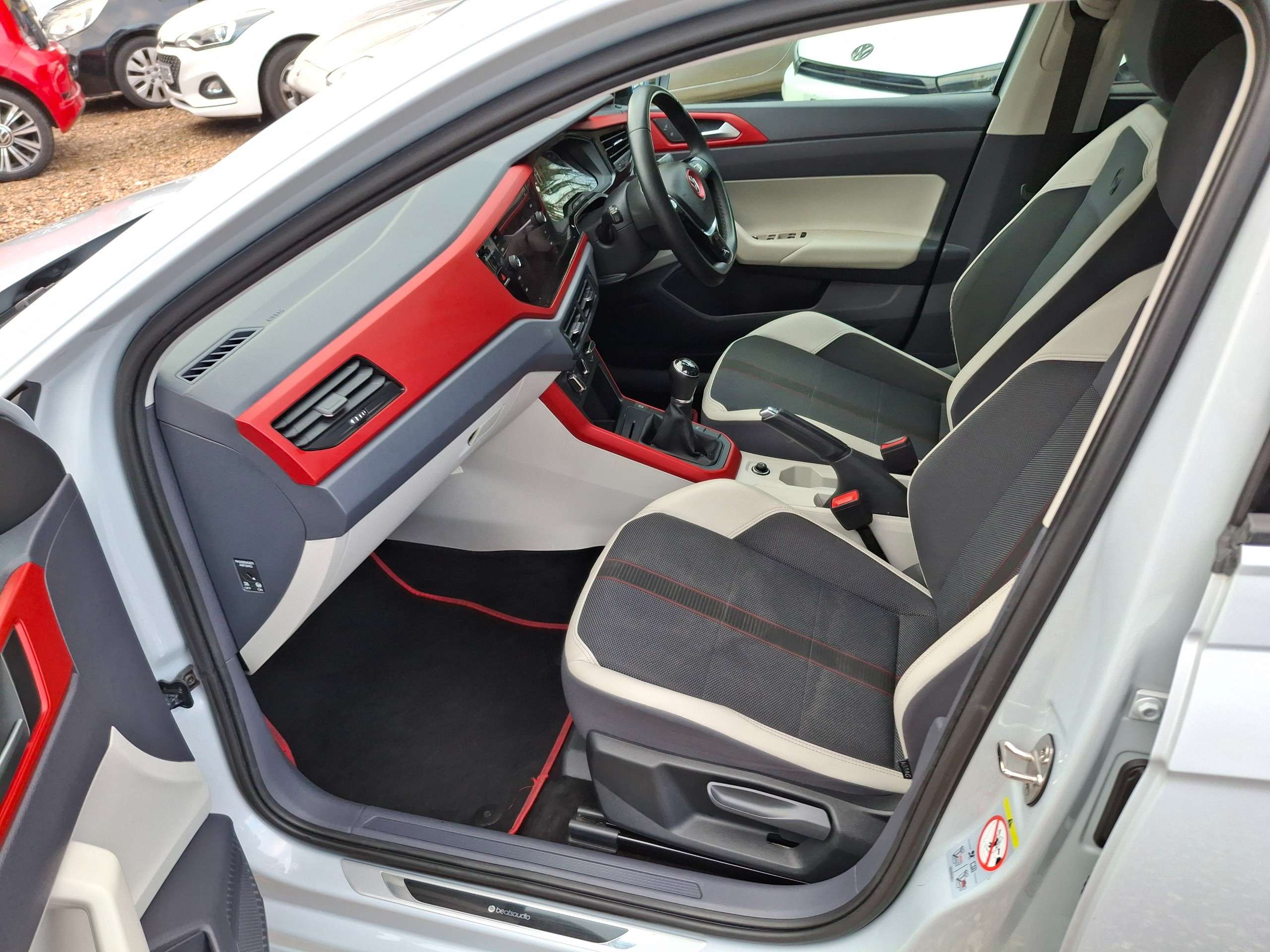 2018 VOLKSWAGEN POLO 2018 VOLKSWAGEN POLO