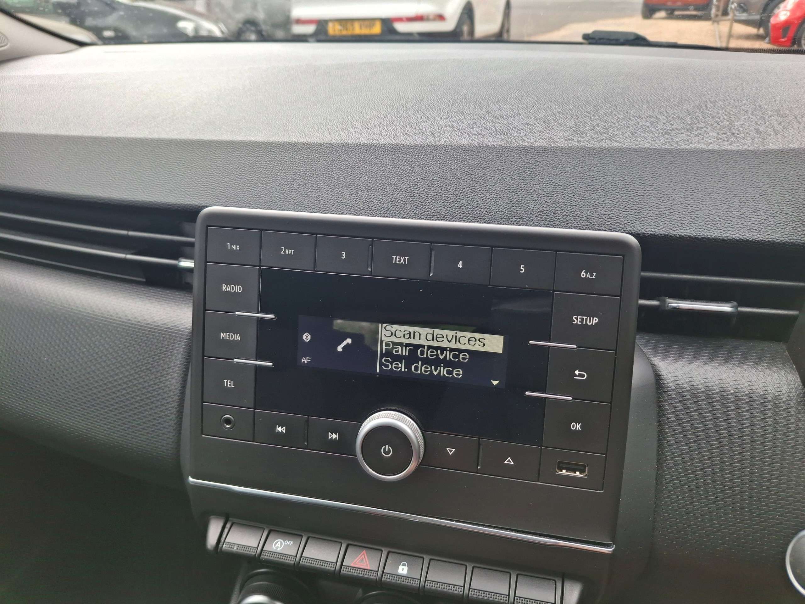 2021 RENAULT CLIO 2021 RENAULT CLIO