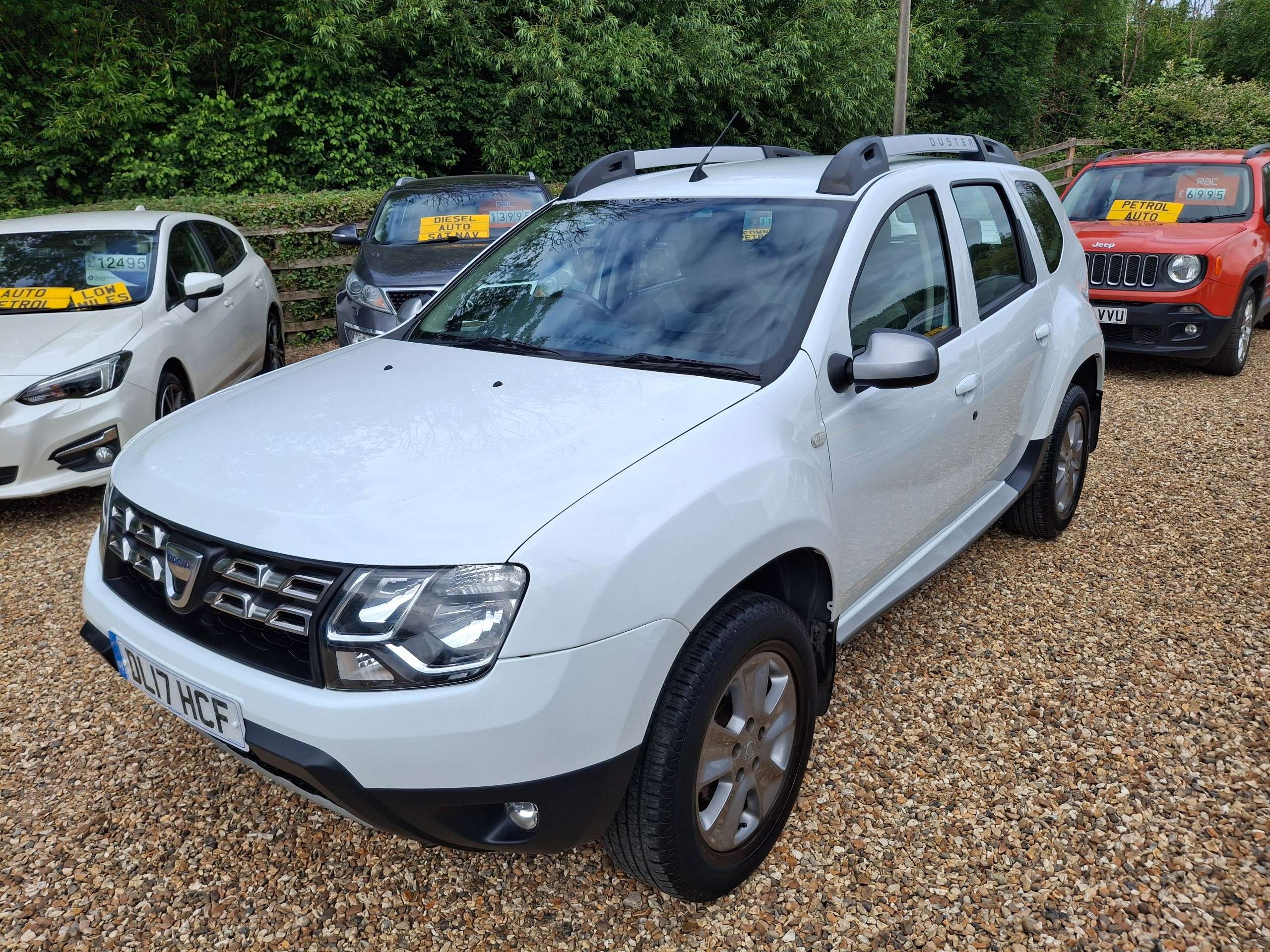 A 2017 DACIA DUSTER 1.5 dCi Laureate SUV 5dr Diesel Manual Euro 6 (s/s) (110 ps) A 2017 DACIA DUSTER 1.5 dCi Laureate SUV 5dr Diesel Manual Euro 6 (s/s) (110 ps)