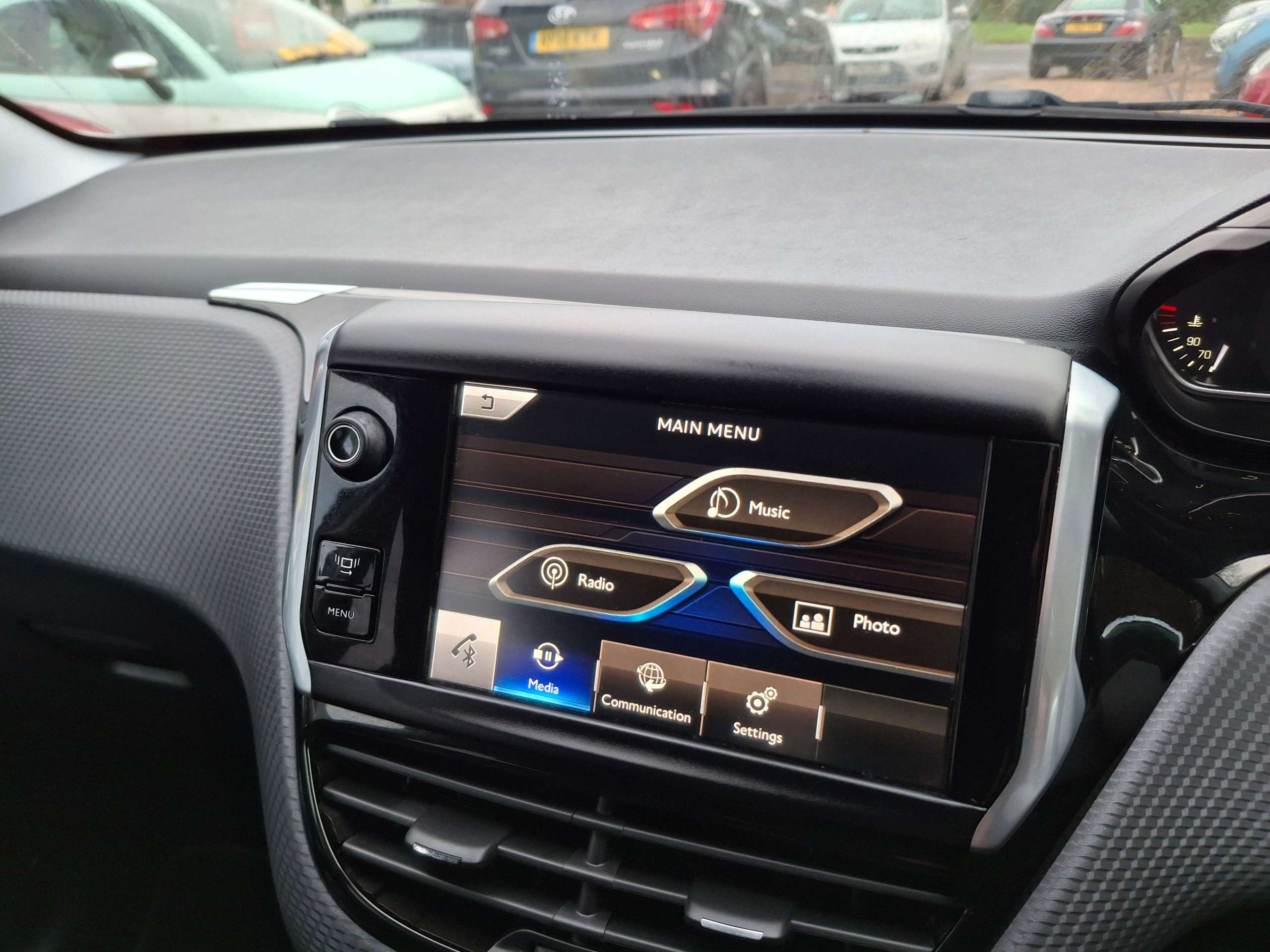 2013 PEUGEOT 2008 2013 PEUGEOT 2008