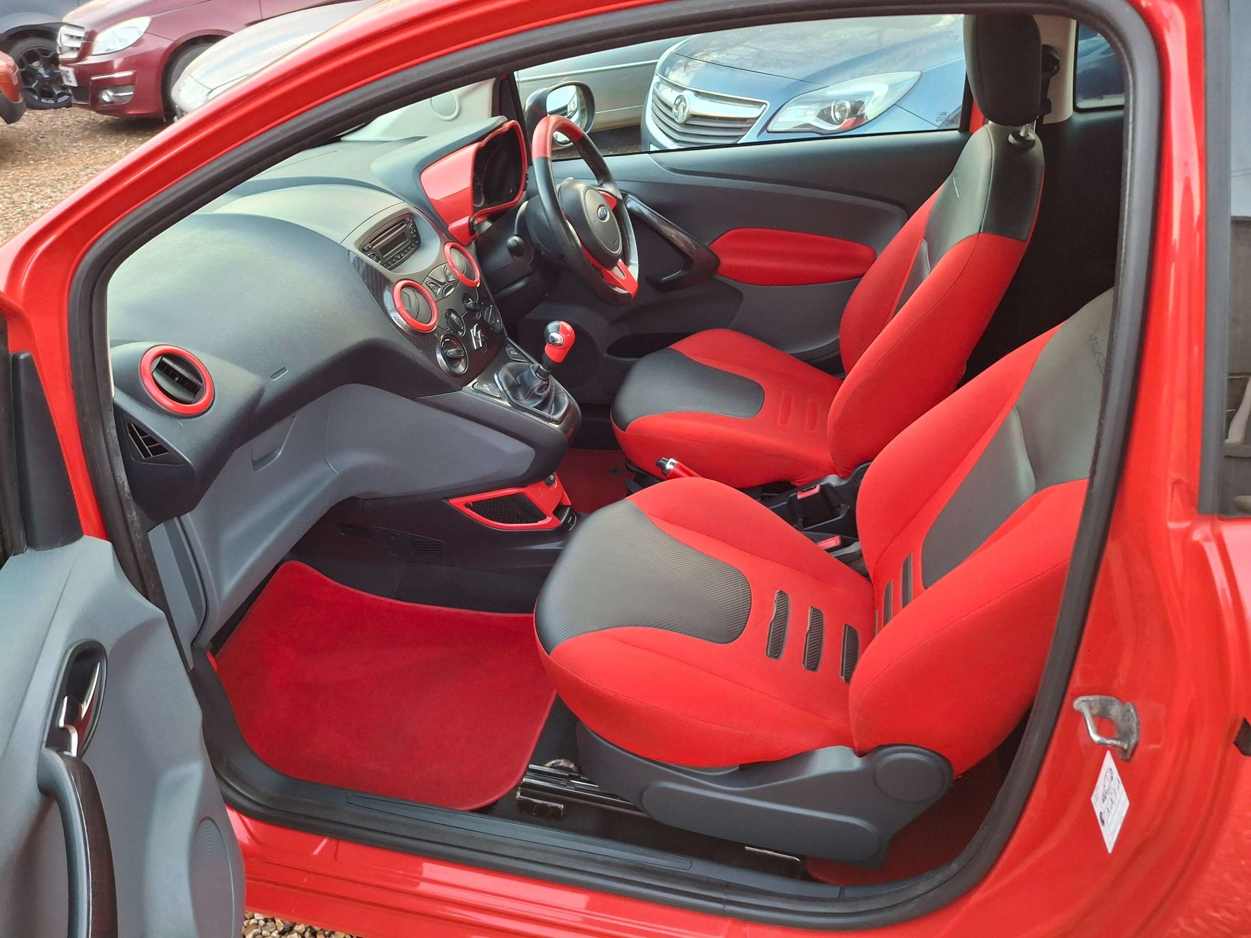 2012 FORD KA 2012 FORD KA