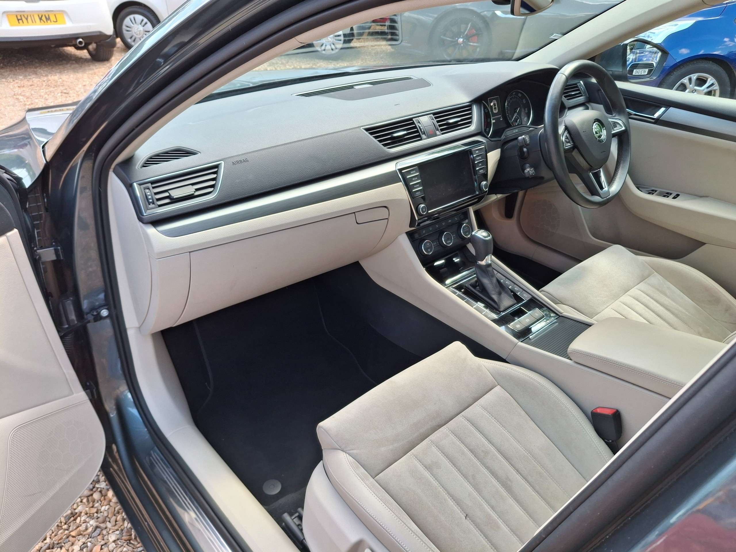 2016 SKODA SUPERB 2016 SKODA SUPERB