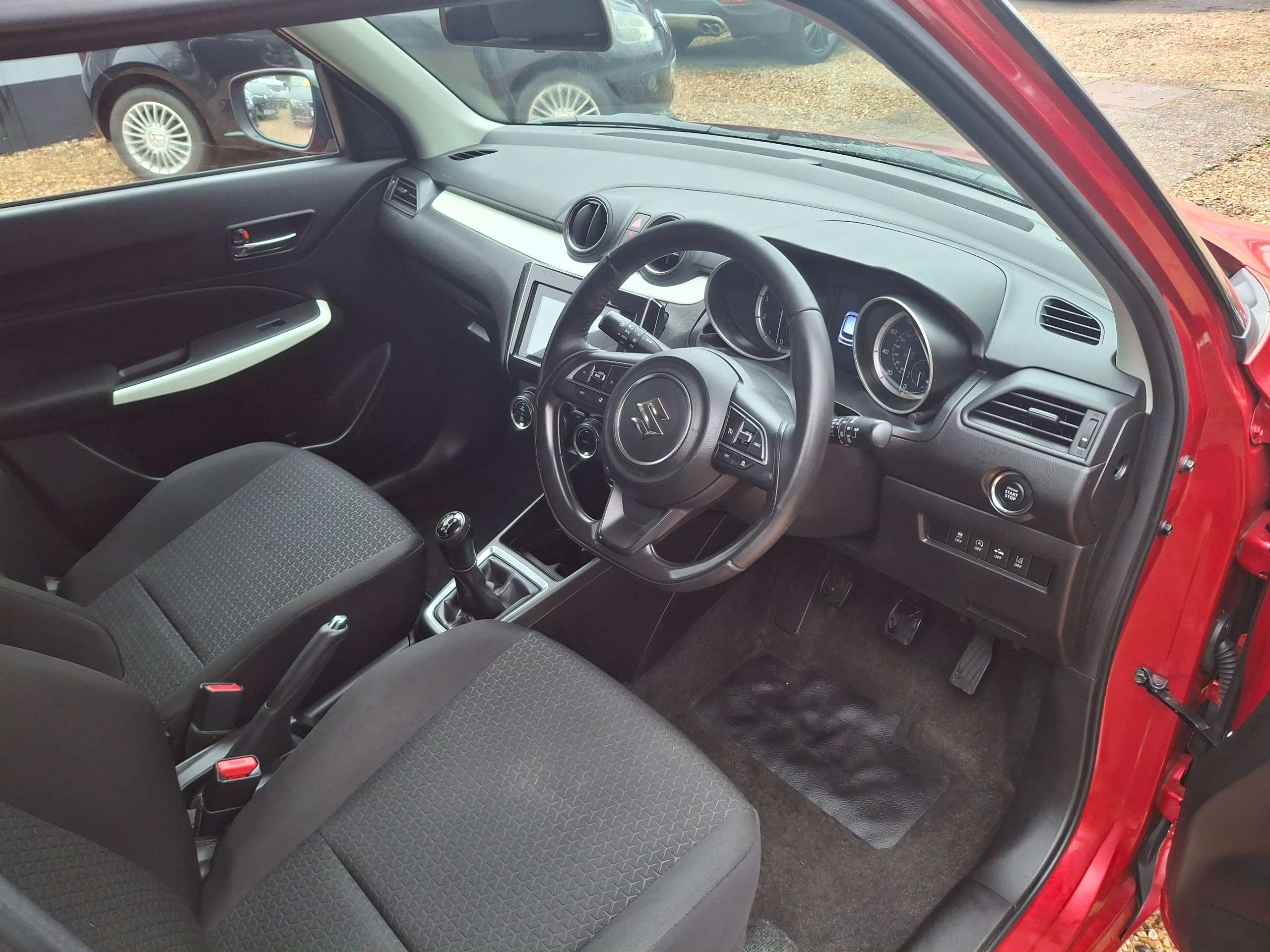 2018 SUZUKI SWIFT 2018 SUZUKI SWIFT