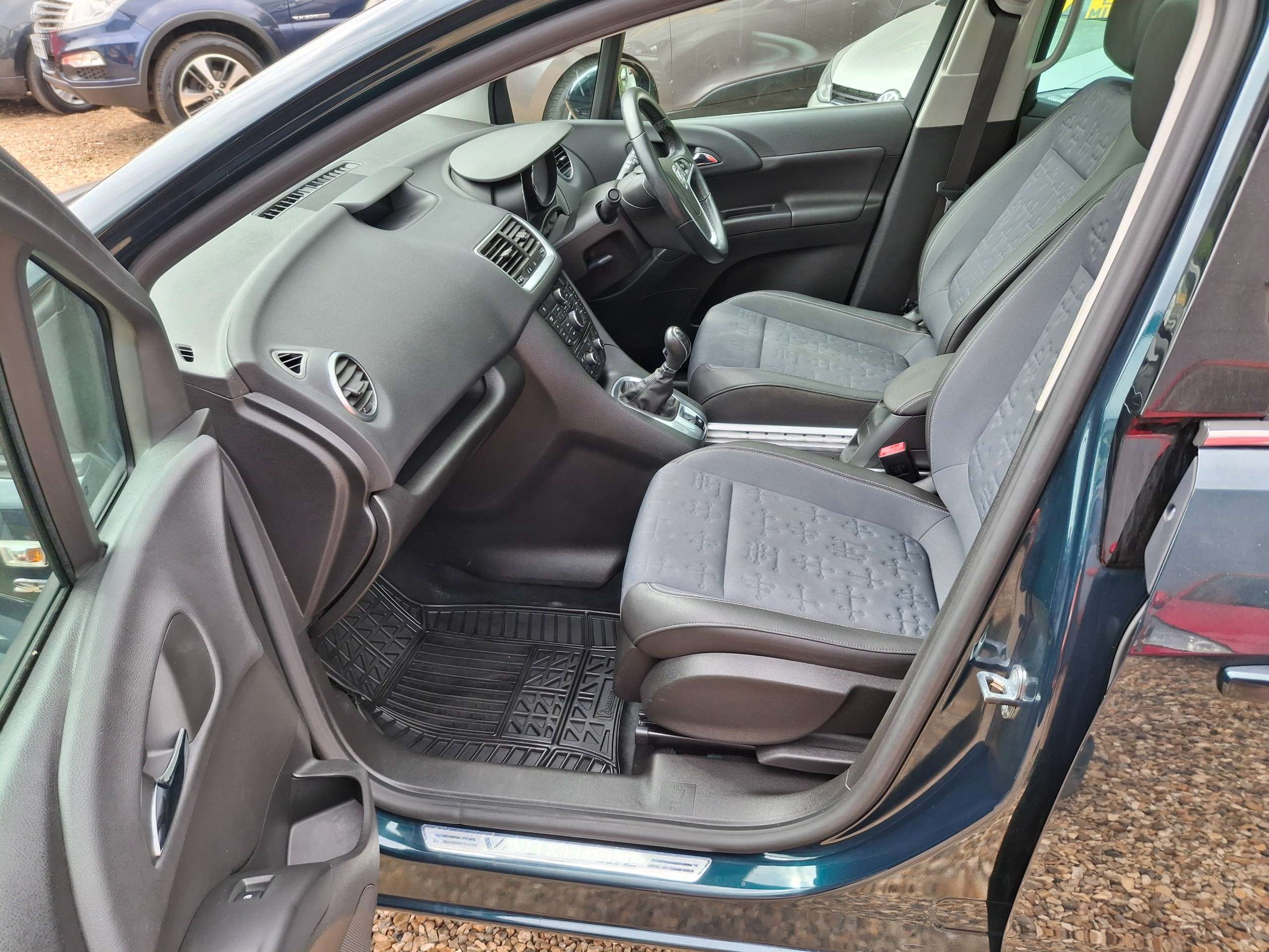 2015 VAUXHALL MERIVA 2015 VAUXHALL MERIVA