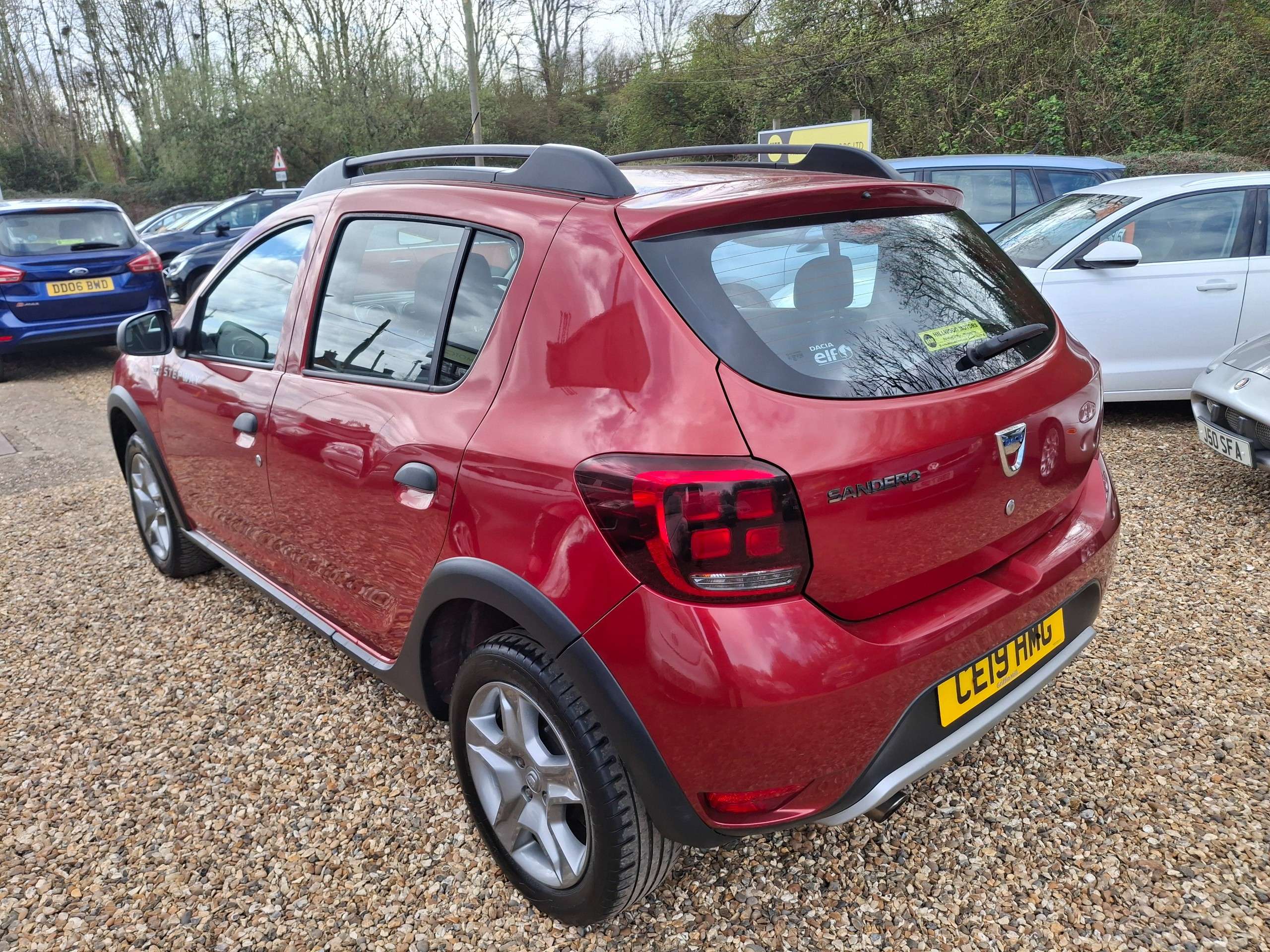 A 2019 DACIA SANDERO STEPWAY 0.9 TCe Essential Hatchback 5dr Petrol Manual Euro 6 (s/s) (90 ps) A 2019 DACIA SANDERO STEPWAY 0.9 TCe Essential Hatchback 5dr Petrol Manual Euro 6 (s/s) (90 ps)