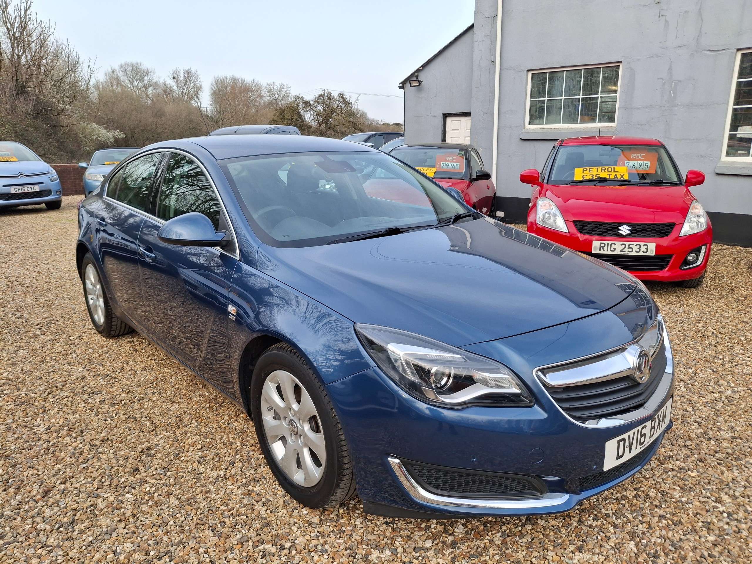 A 2016 VAUXHALL INSIGNIA 1.6 CDTi ecoFLEX SE Hatchback 5dr Diesel Manual Euro 6 (s/s) (136 ps) A 2016 VAUXHALL INSIGNIA 1.6 CDTi ecoFLEX SE Hatchback 5dr Diesel Manual Euro 6 (s/s) (136 ps)