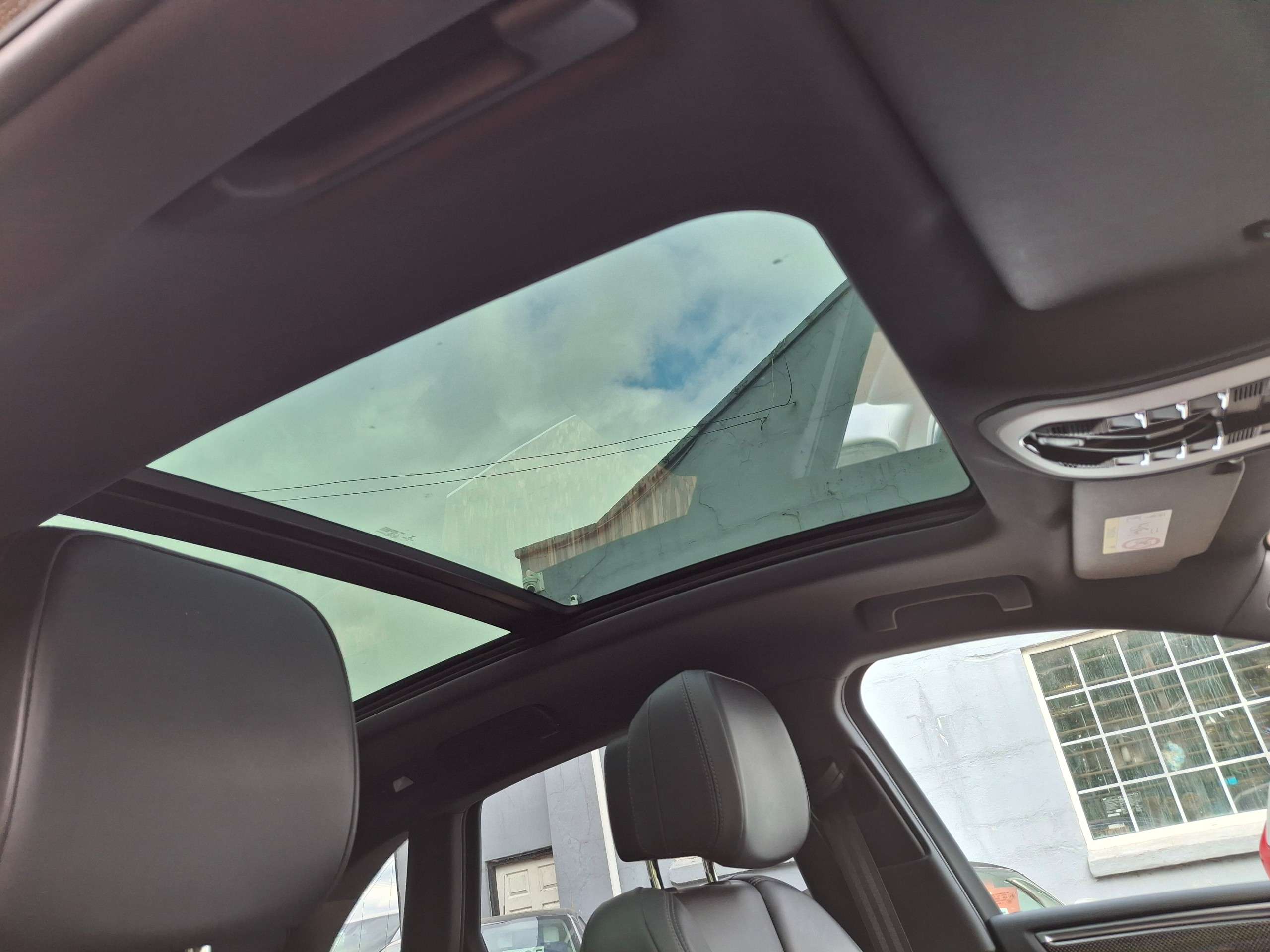 2017 PORSCHE MACAN 2017 PORSCHE MACAN