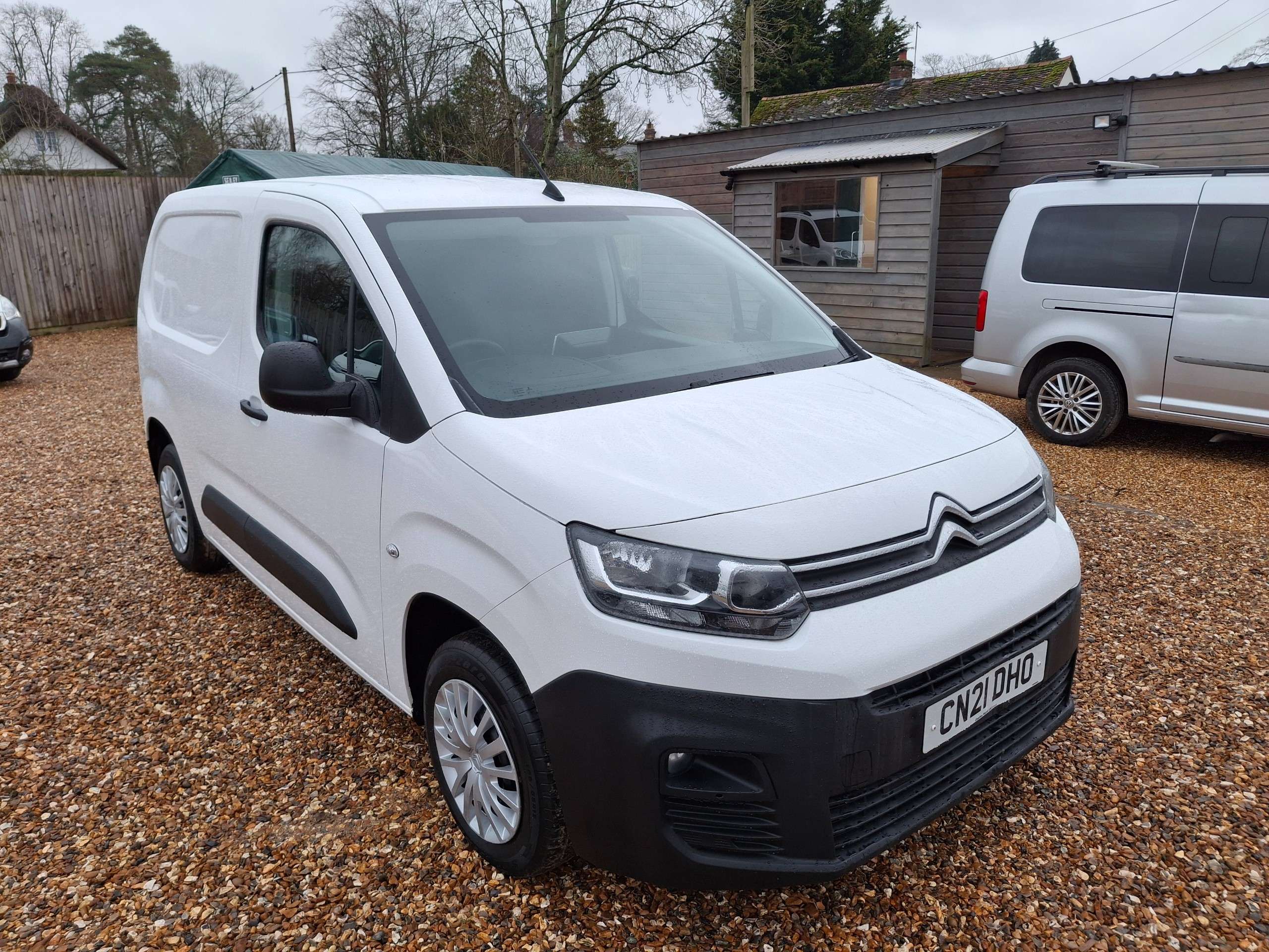 A 2021 CITROEN BERLINGO 1.5 BlueHDi 650 Enterprise M Panel Van 5dr Diesel Manual SWB Euro 6 (s/s) (75 ps) A 2021 CITROEN BERLINGO 1.5 BlueHDi 650 Enterprise M Panel Van 5dr Diesel Manual SWB Euro 6 (s/s) (75 ps)