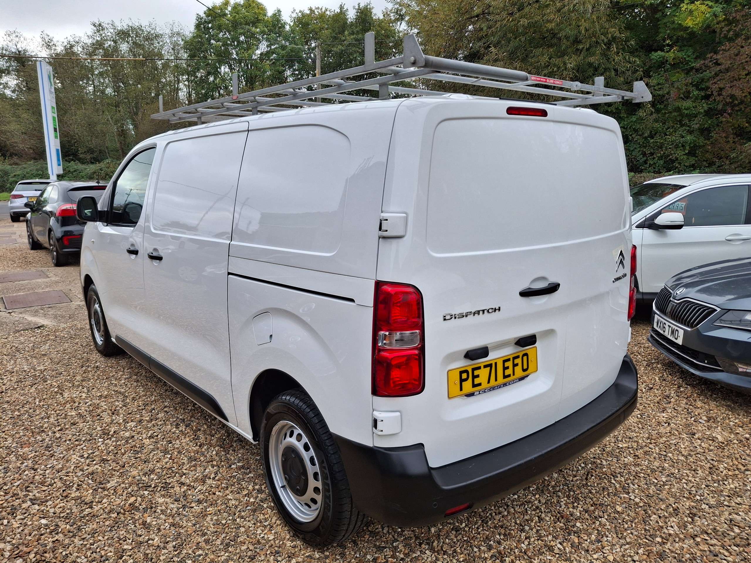 A 2021 CITROEN DISPATCH 2.0 BlueHDi 1400 Enterprise M Panel Van 6dr Diesel Manual FWD 2 Euro 6 (s/s) (120 ps) A 2021 CITROEN DISPATCH 2.0 BlueHDi 1400 Enterprise M Panel Van 6dr Diesel Manual FWD 2 Euro 6 (s/s) (120 ps)